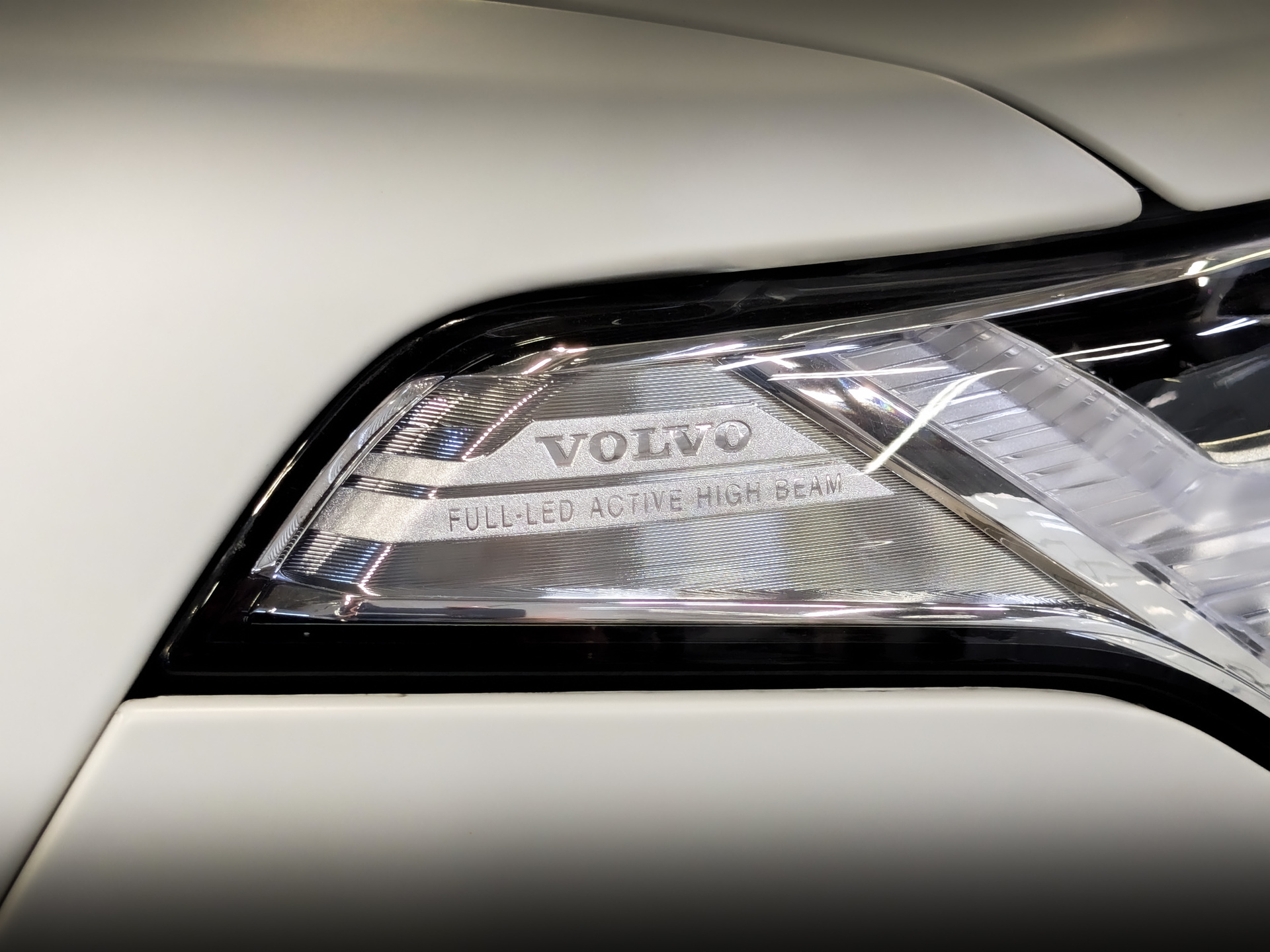 VOLVO XC90 2.00 (358 л.с), автомат, 2021, пробег 96 968 км