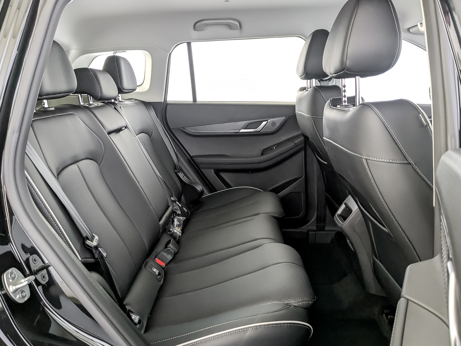 Фото Jeland J6 Комфорт 1.5T/147 6RT 2WD