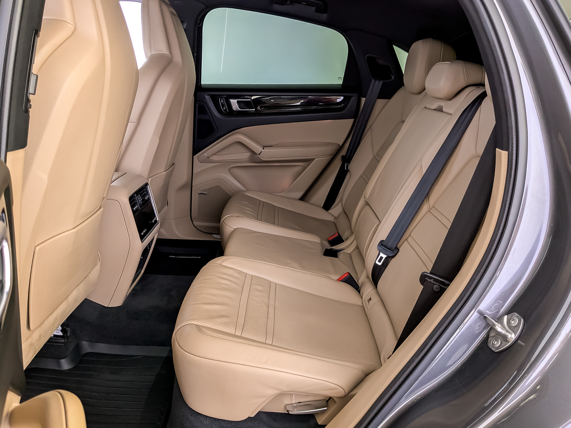 PORSCHE Cayenne Coupe I 3.00 (340 л.с), автомат, 2021, пробег 82 464 км