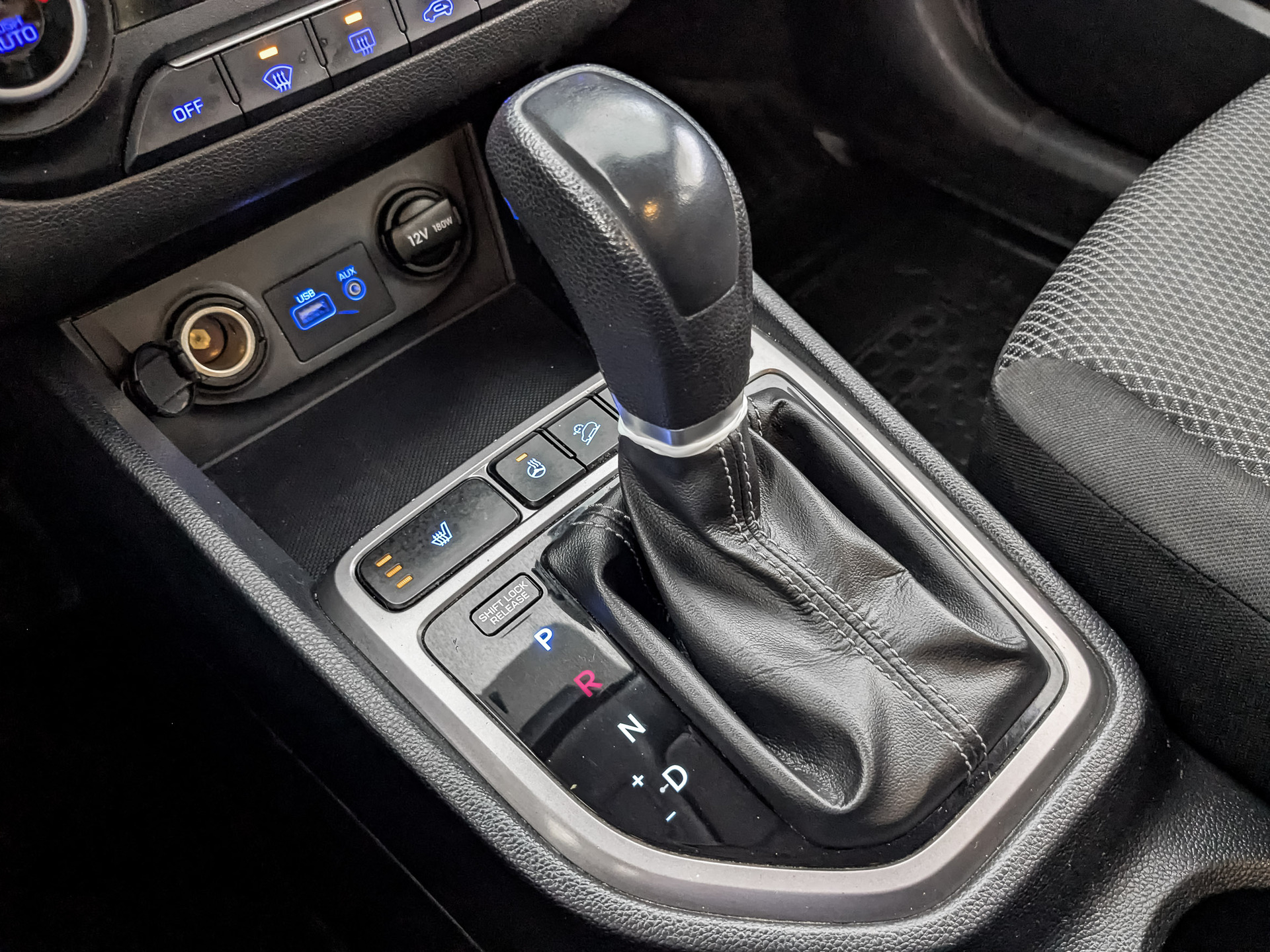 HYUNDAI Creta 2.00 (149 л.с), автомат, 2019, пробег 74 430 км