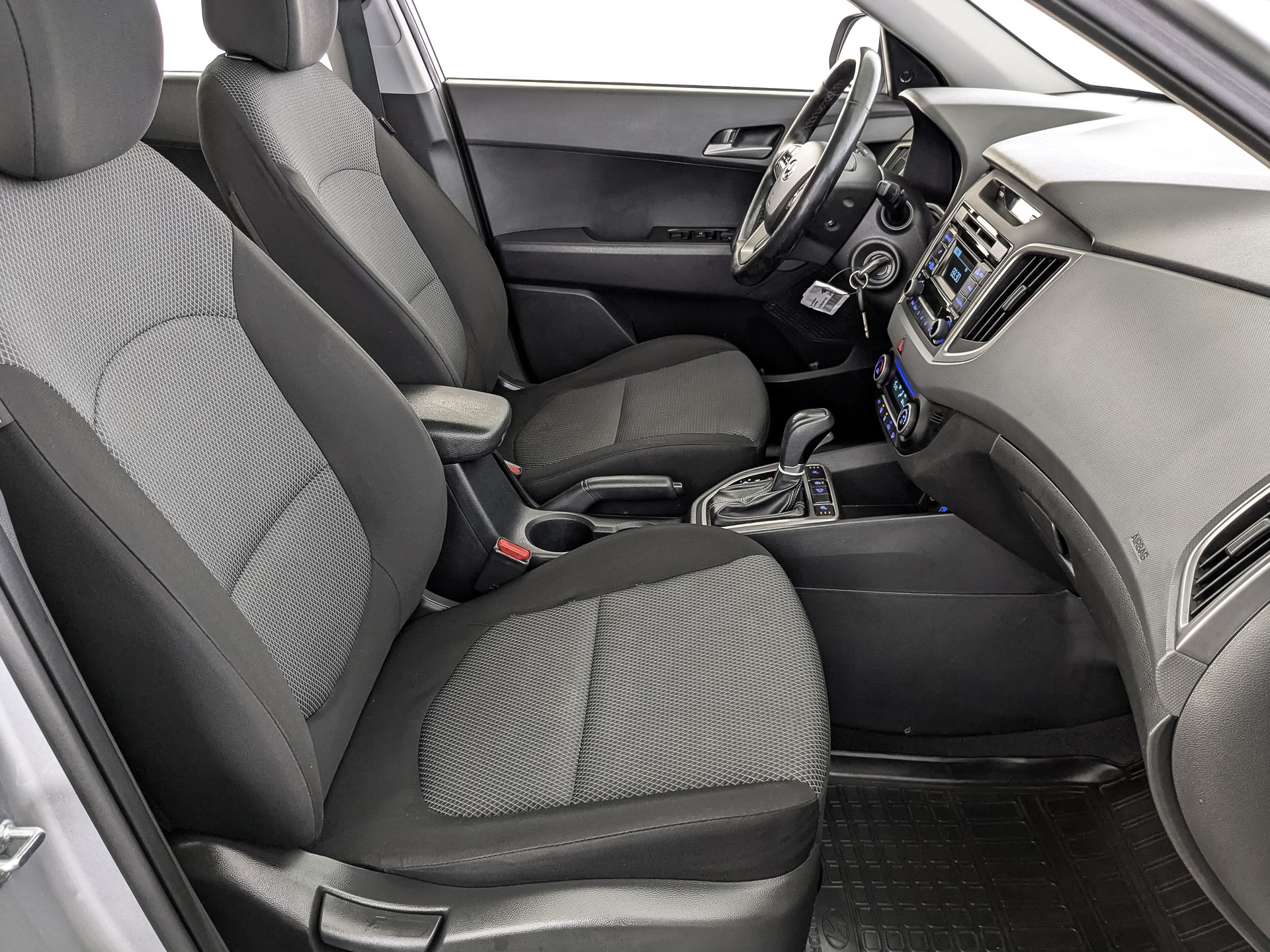 HYUNDAI Creta 2.00 (149 л.с), автомат, 2019, пробег 74 430 км