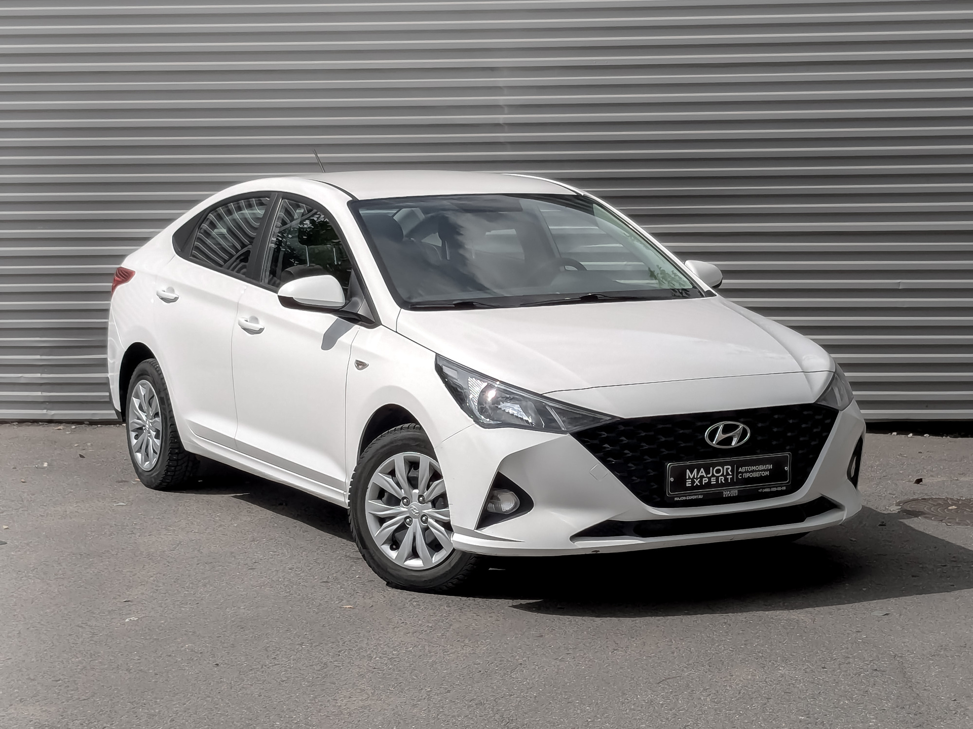 HYUNDAI Solaris 1.60 (123 л.с), автомат, 2022, пробег 106 067 км