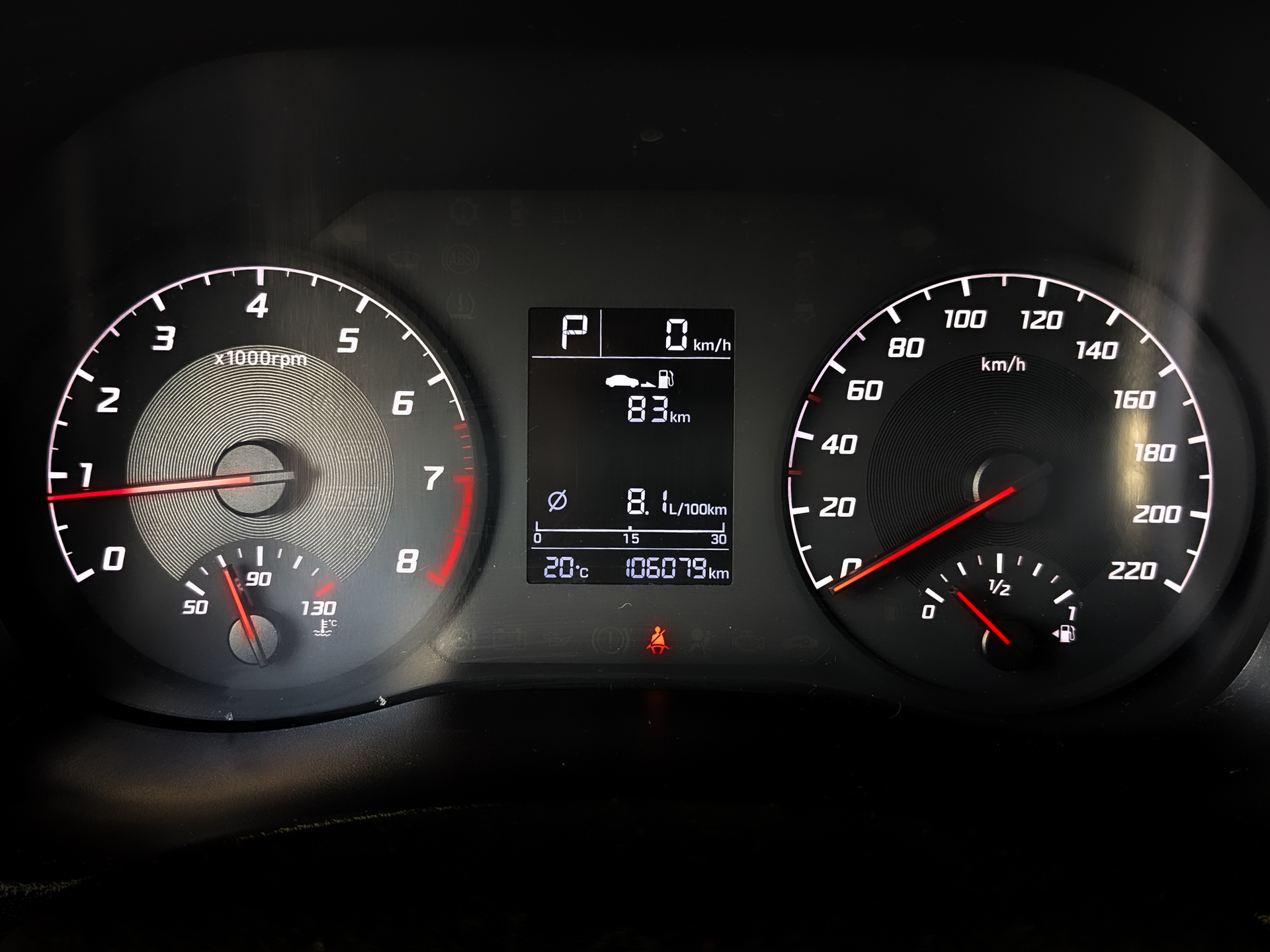 HYUNDAI Solaris 1.60 (123 л.с), автомат, 2022, пробег 106 067 км