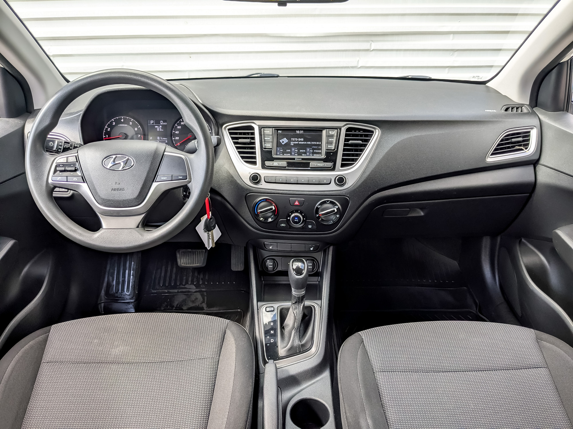HYUNDAI Solaris 1.60 (123 л.с), автомат, 2022, пробег 106 067 км