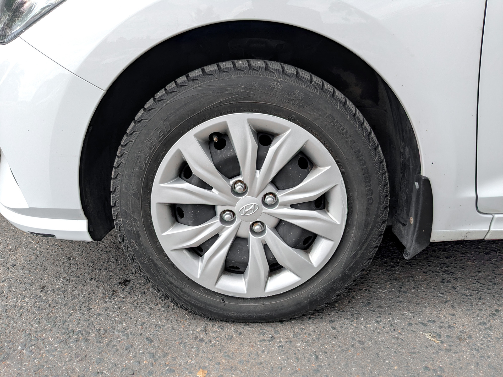 HYUNDAI Solaris 1.60 (123 л.с), автомат, 2022, пробег 106 067 км