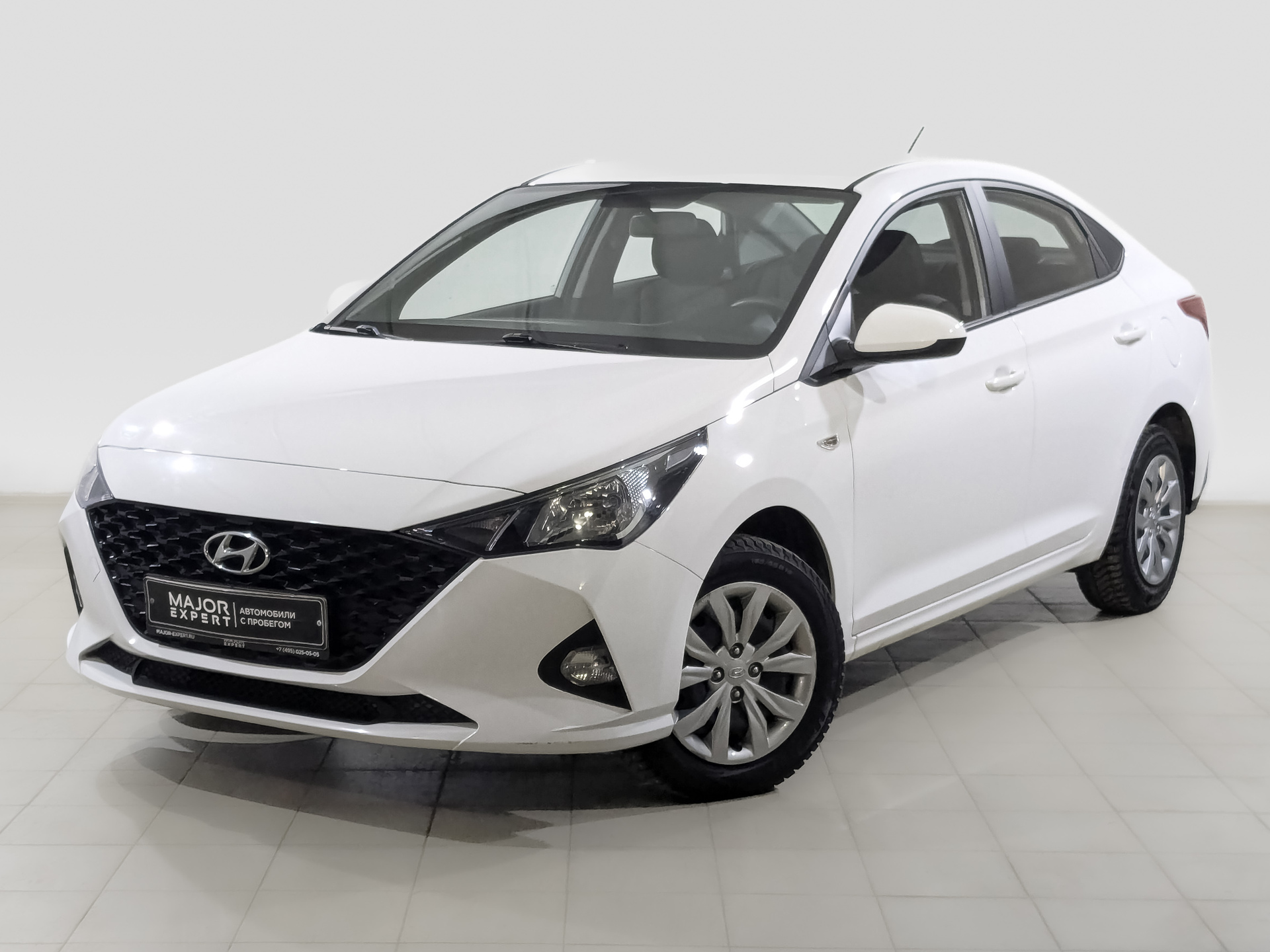 HYUNDAI Solaris 1.60 (123 л.с), автомат, 2022, пробег 61 112 км