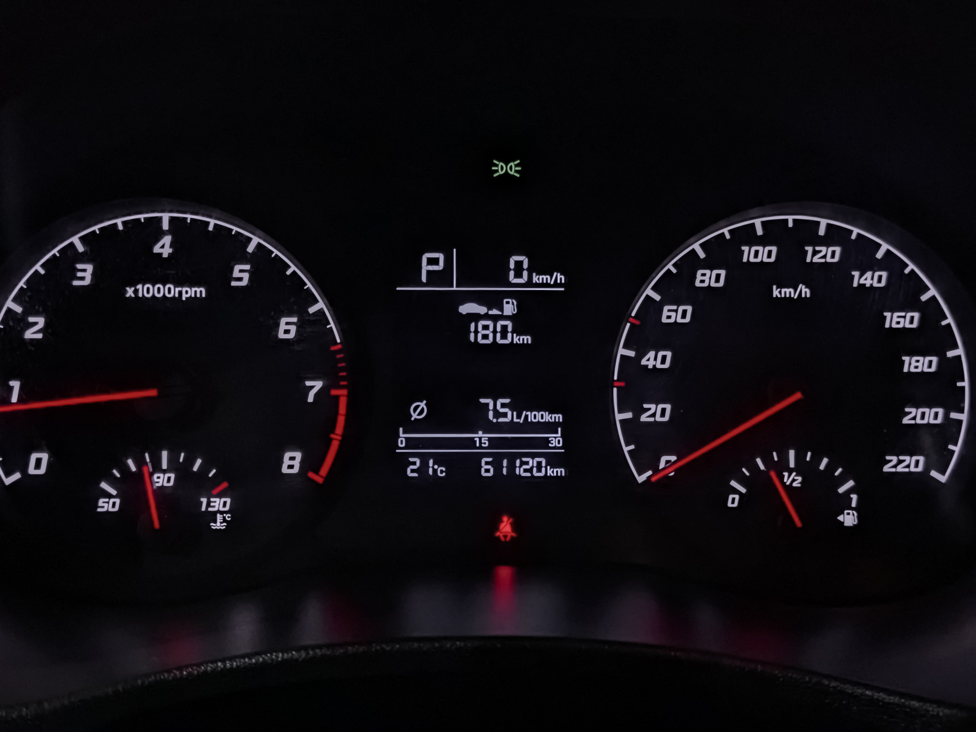 HYUNDAI Solaris 1.60 (123 л.с), автомат, 2022, пробег 61 112 км