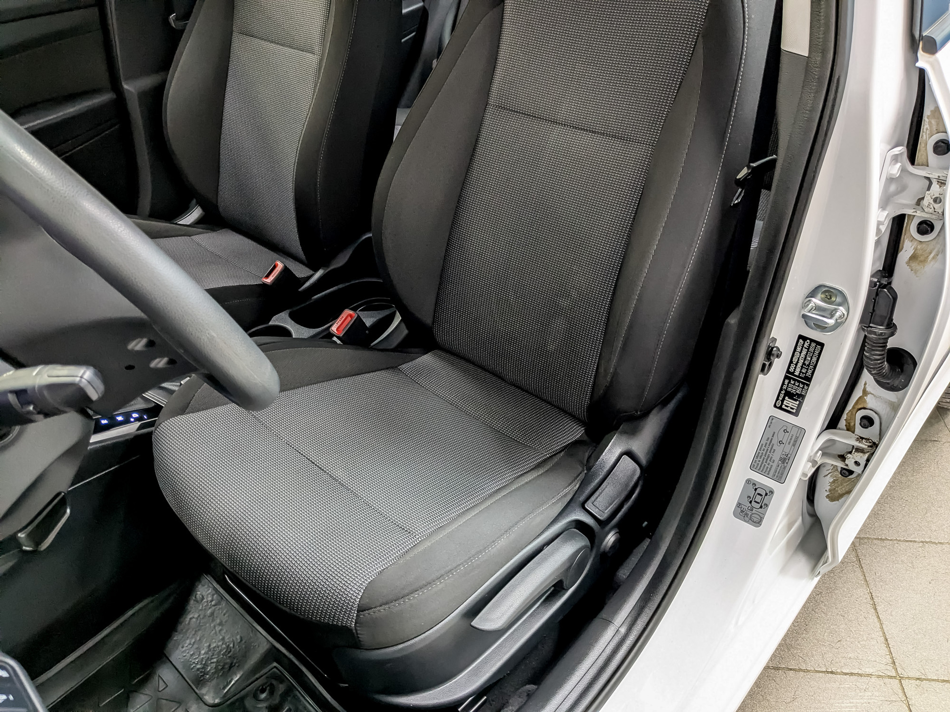 HYUNDAI Solaris 1.60 (123 л.с), автомат, 2022, пробег 94 855 км