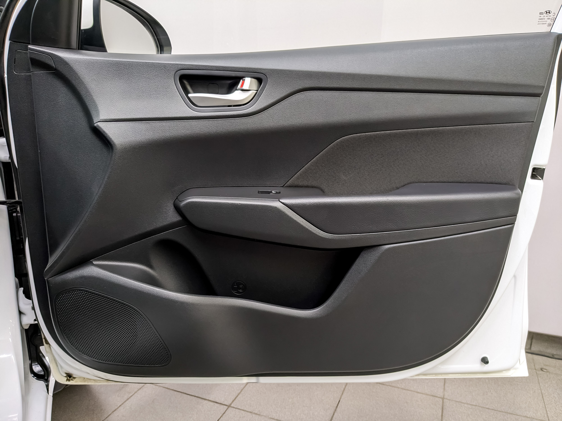 HYUNDAI Solaris 1.60 (123 л.с), автомат, 2022, пробег 94 855 км