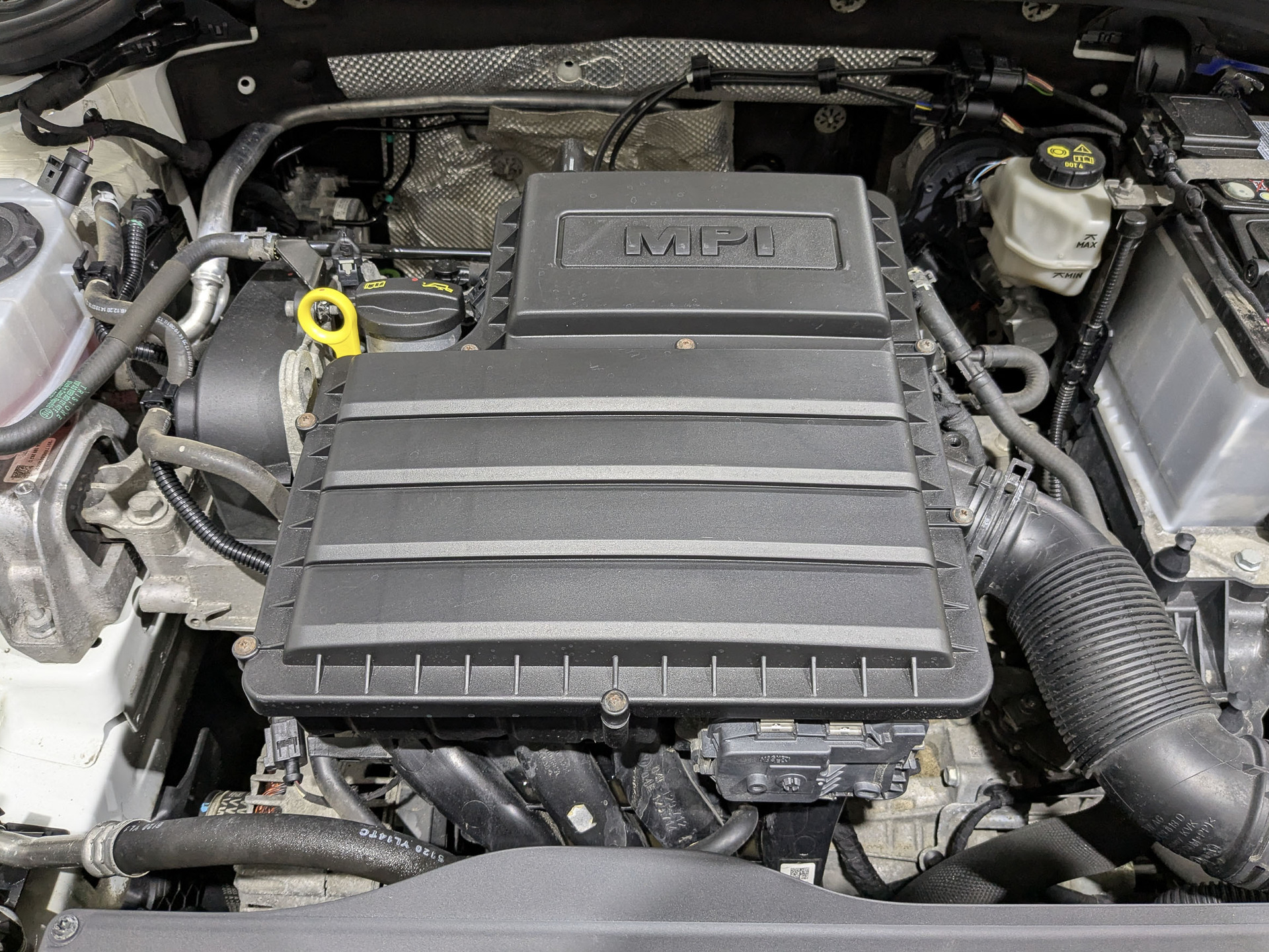 SKODA Octavia 1.60 (110 л.с), автомат, 2021, пробег 76 127 км