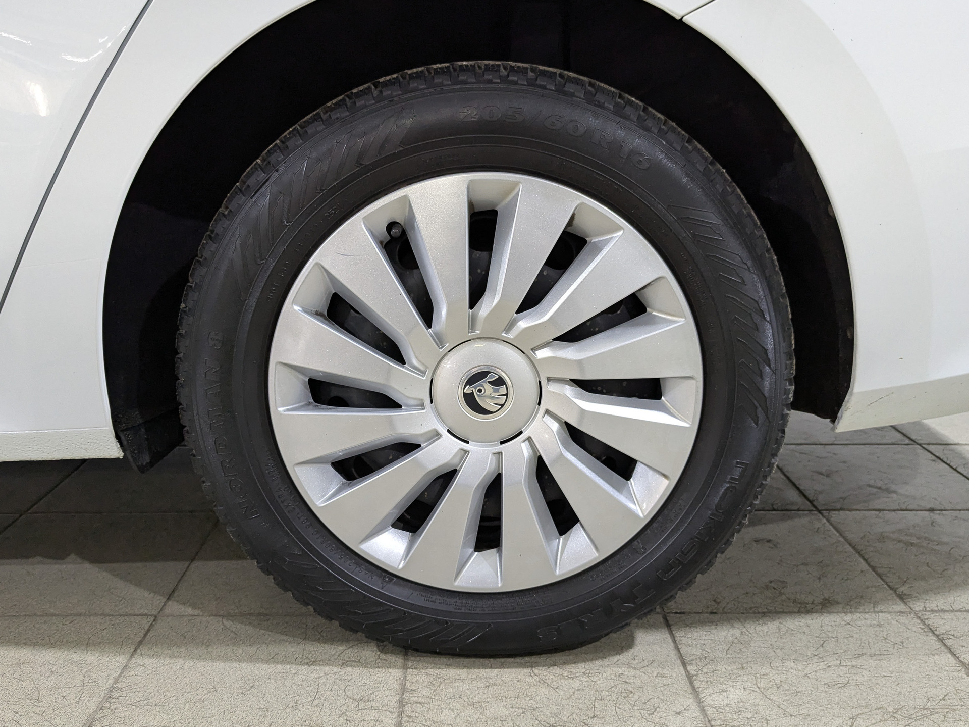 SKODA Octavia 1.60 (110 л.с), автомат, 2021, пробег 76 127 км