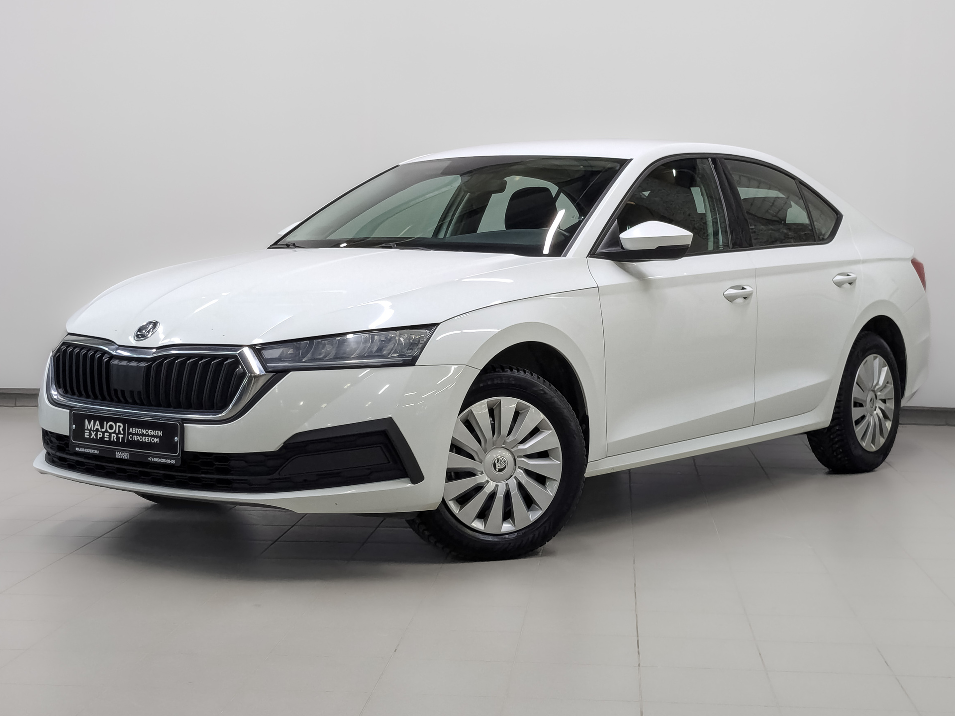 SKODA Octavia 1.60 (110 л.с), автомат, 2021, пробег 94 965 км