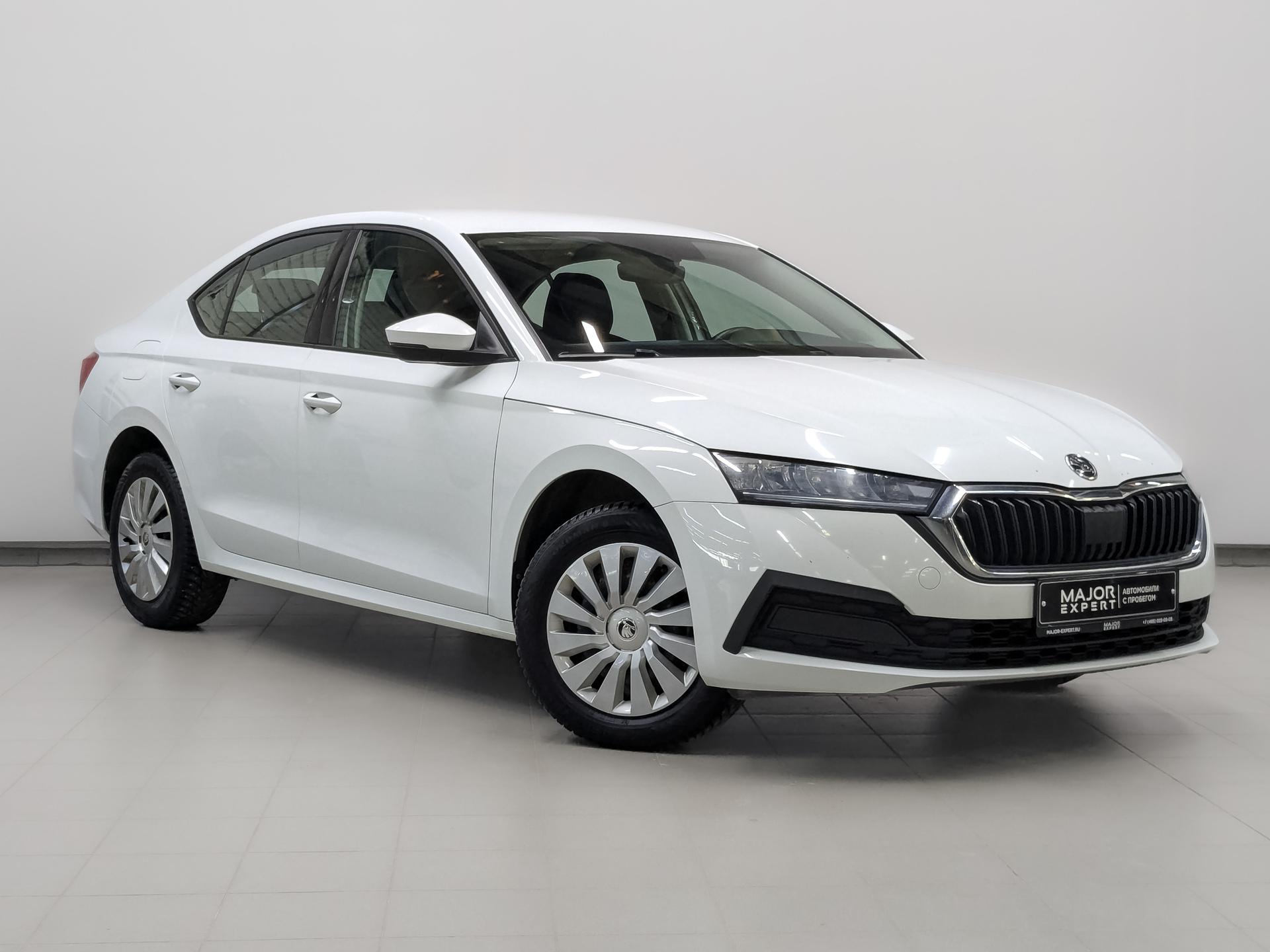 SKODA Octavia 1.60 (110 л.с), автомат, 2021, пробег 94 965 км