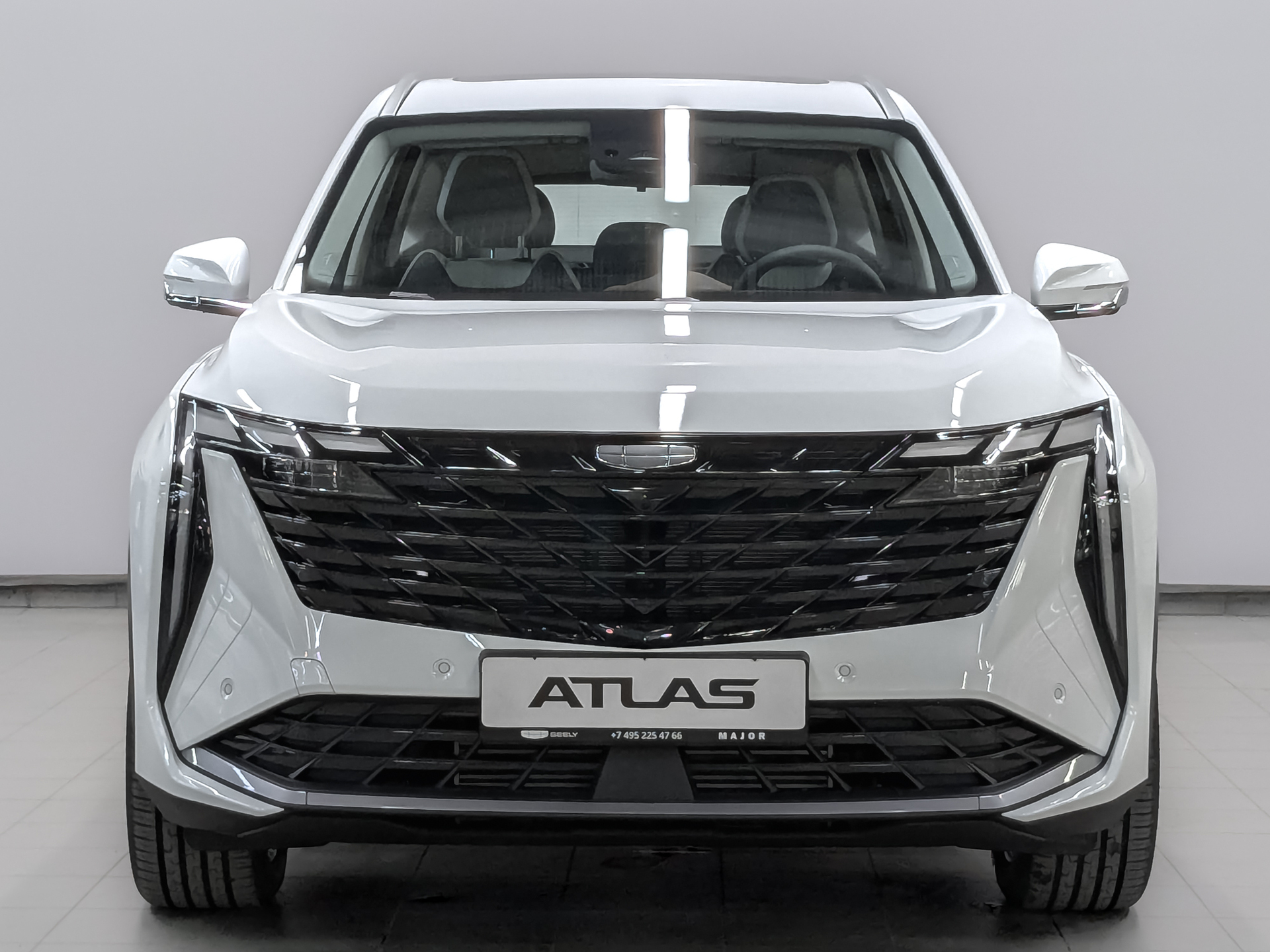 Фото Geely Atlas Luxury 2.0T/200 8AT 4WD
