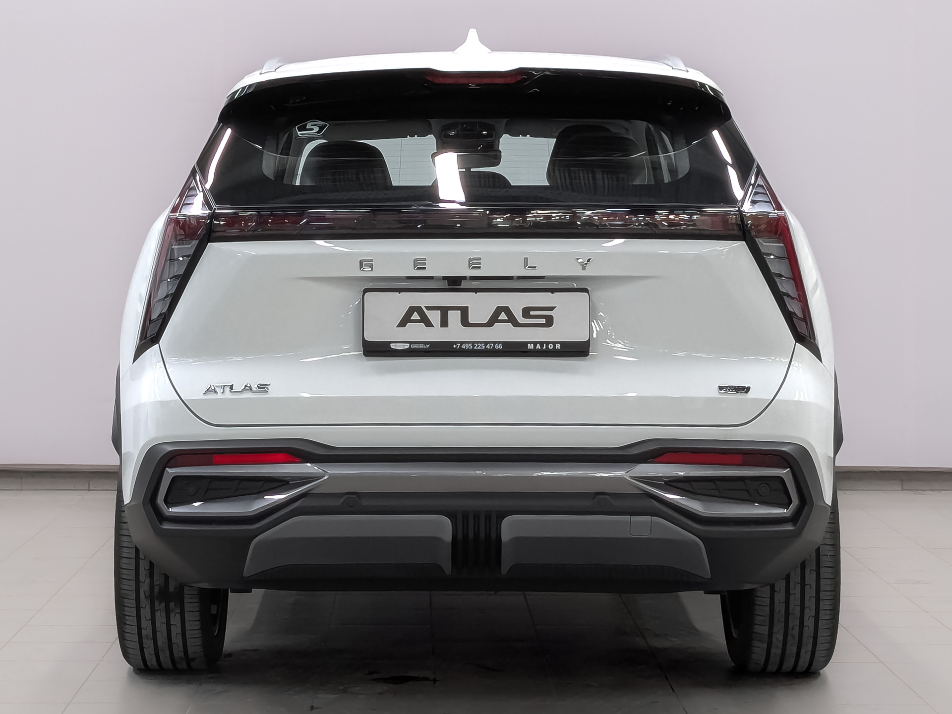 Фото Geely Atlas Luxury 2.0T/200 8AT 4WD
