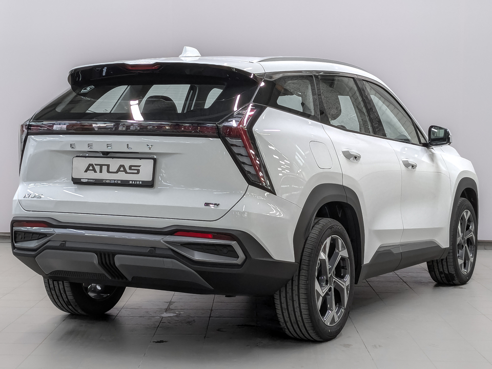 Geely Atlas Luxury 2.0T/200 8AT 4WD