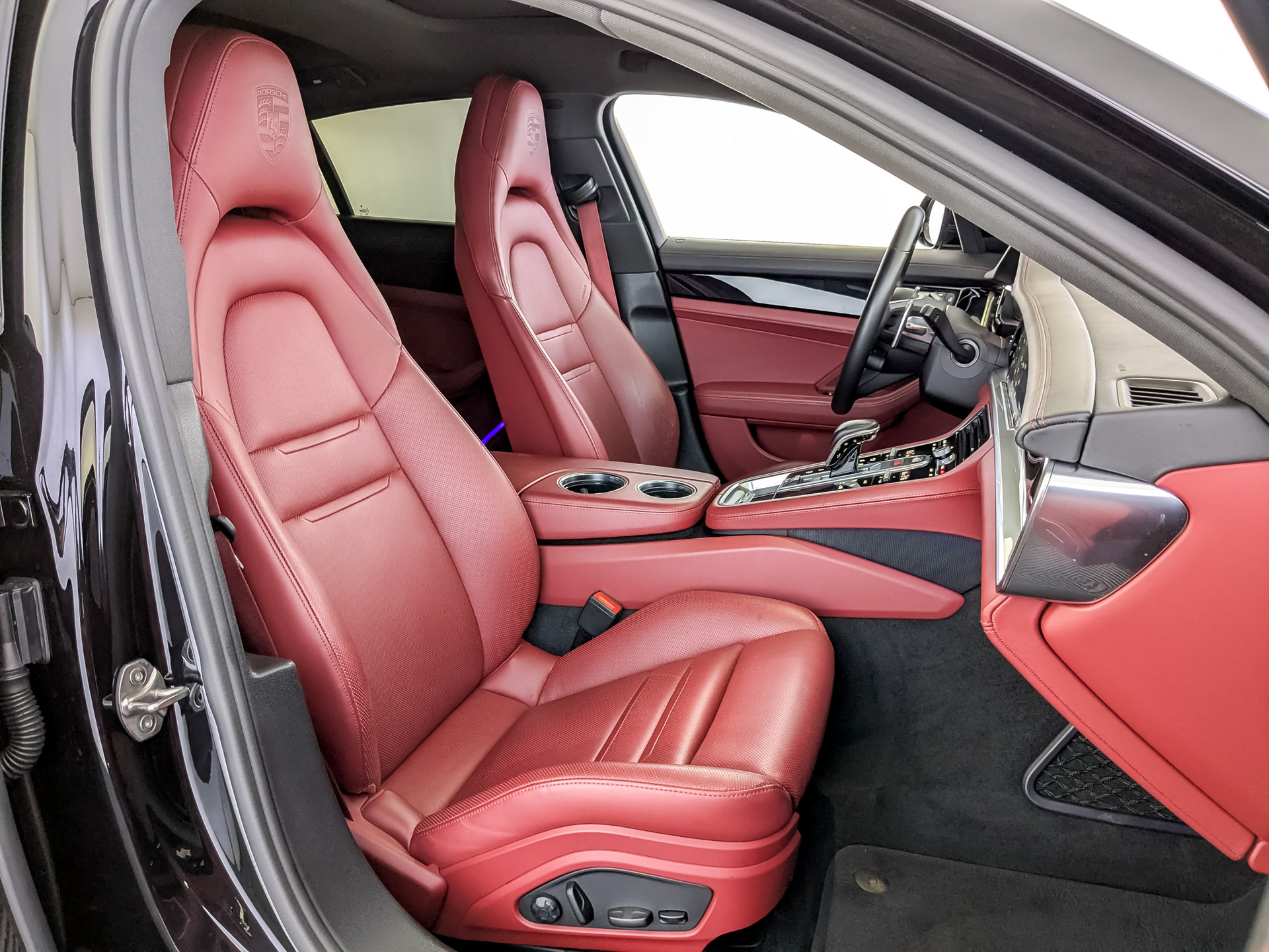 PORSCHE Panamera 2.90 (330 л.с), автомат, 2022, пробег 63 400 км