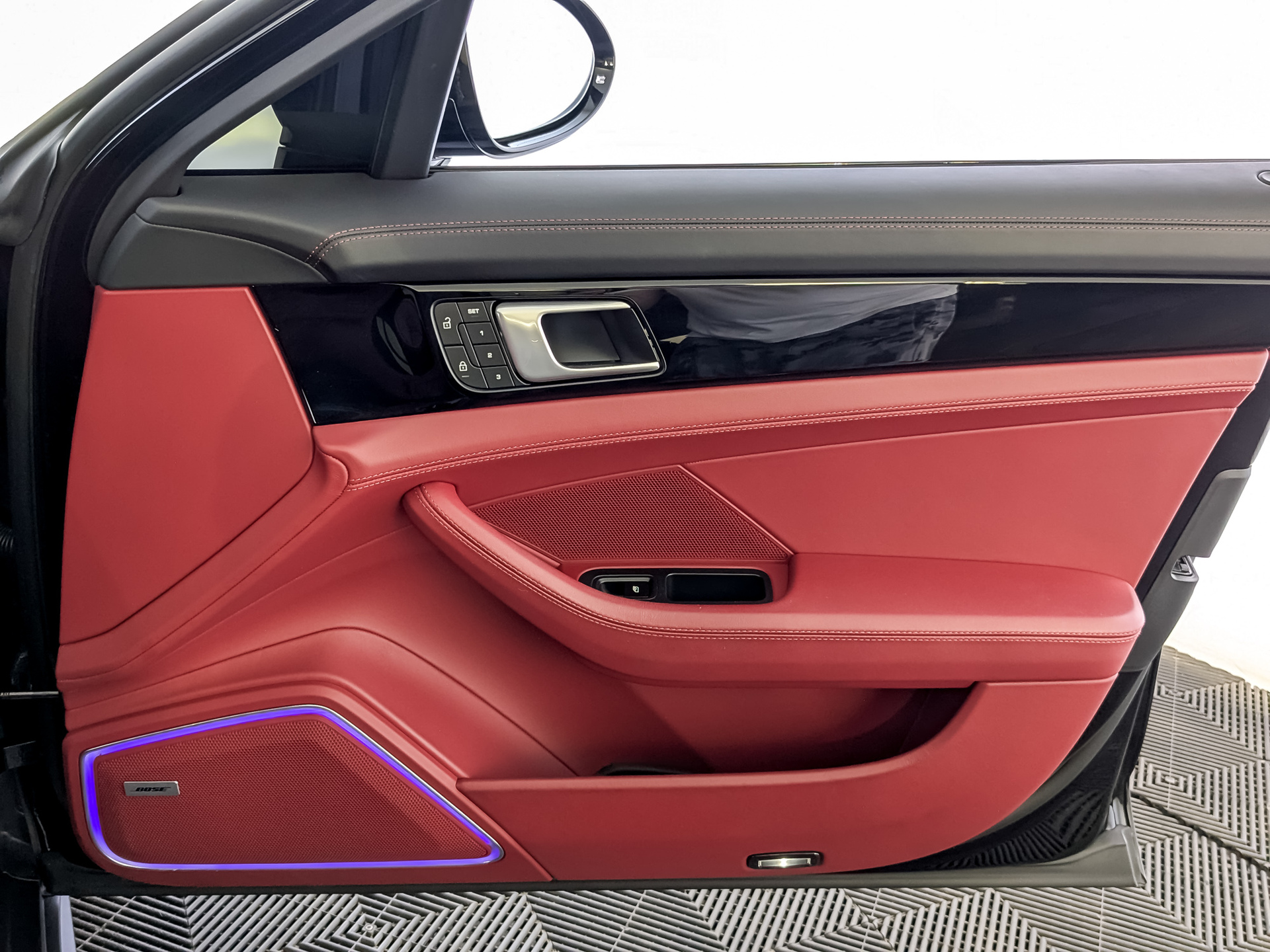 PORSCHE Panamera 2.90 (330 л.с), автомат, 2022, пробег 63 400 км
