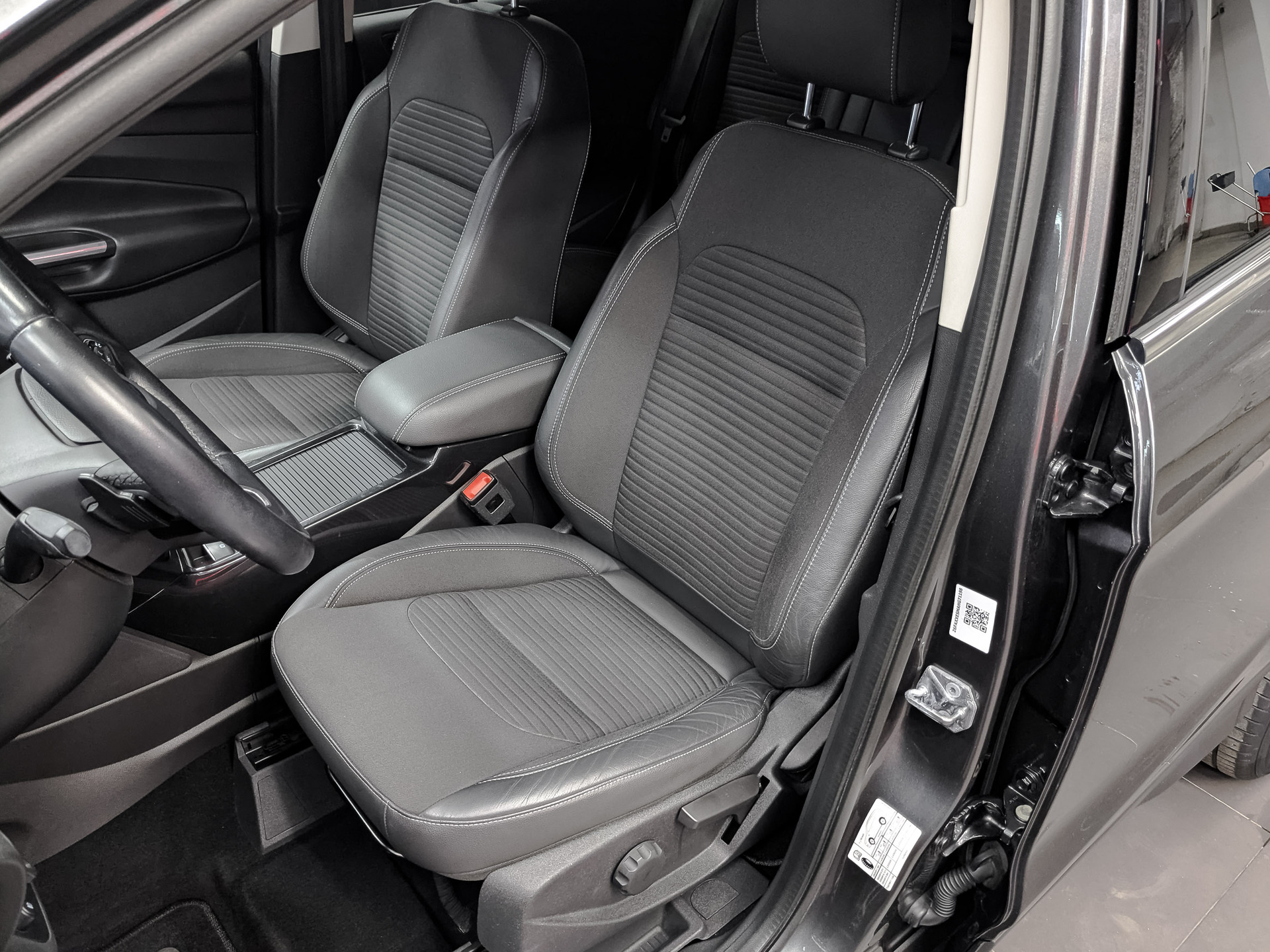 FORD Kuga 1.50 (150 л.с), автомат, 2017, пробег 69 916 км