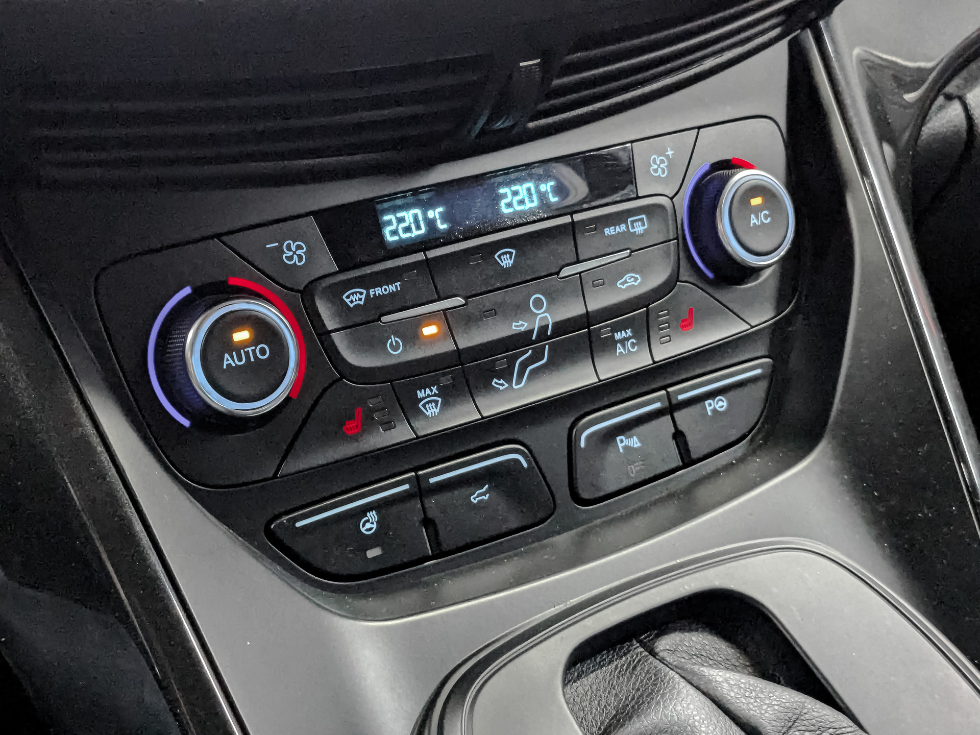 FORD Kuga 1.50 (150 л.с), автомат, 2017, пробег 69 916 км