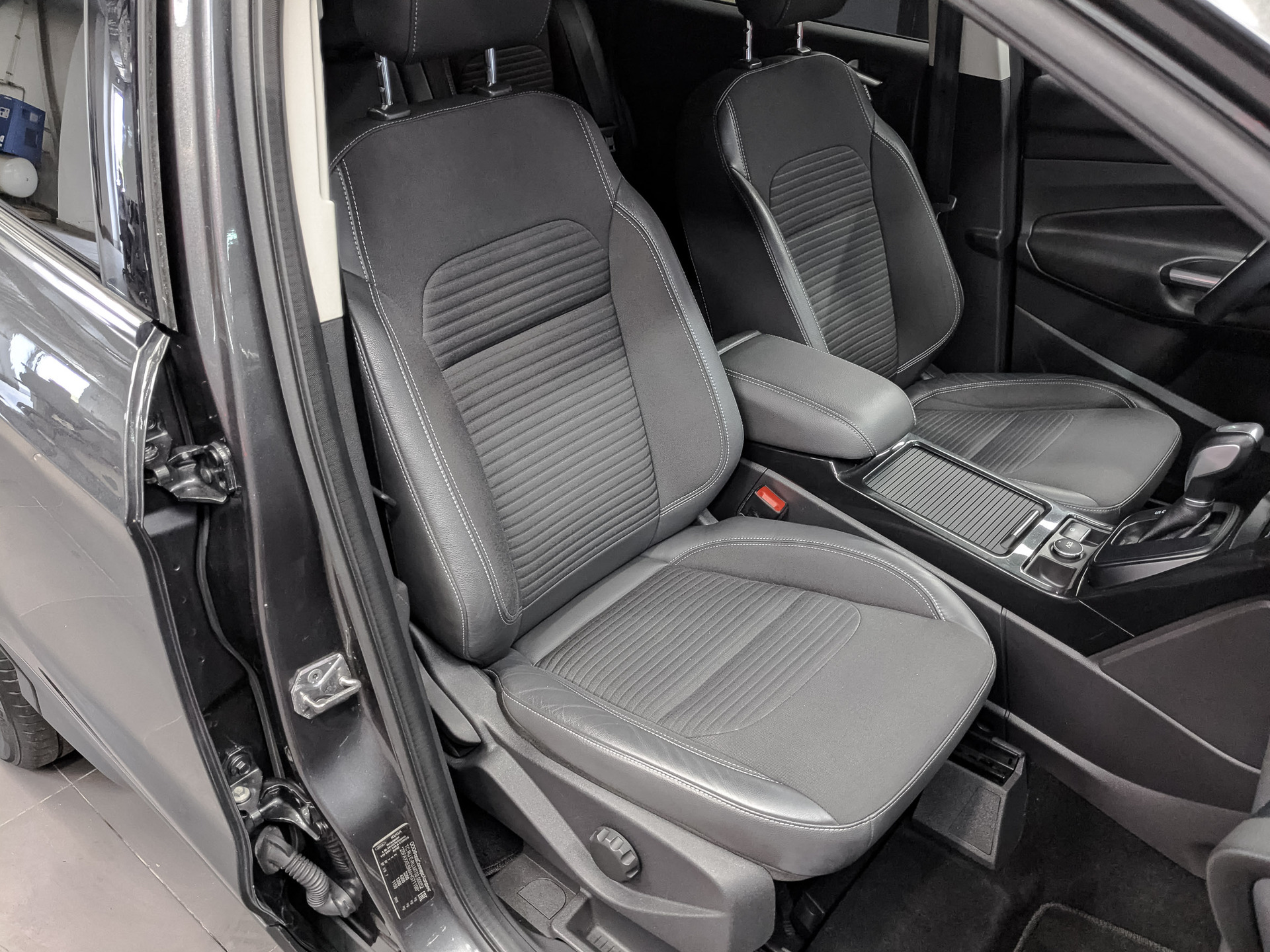 FORD Kuga 1.50 (150 л.с), автомат, 2017, пробег 69 916 км