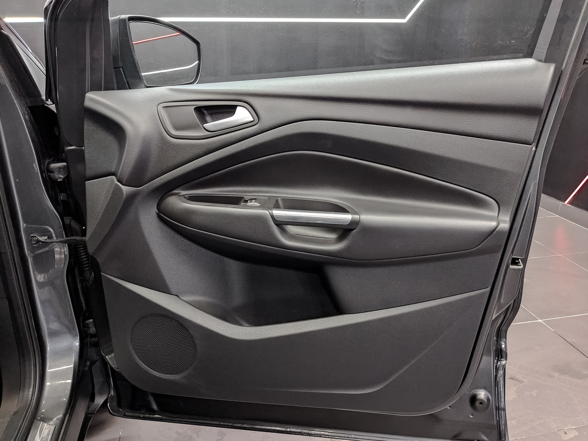 FORD Kuga 1.50 (150 л.с), автомат, 2017, пробег 69 916 км