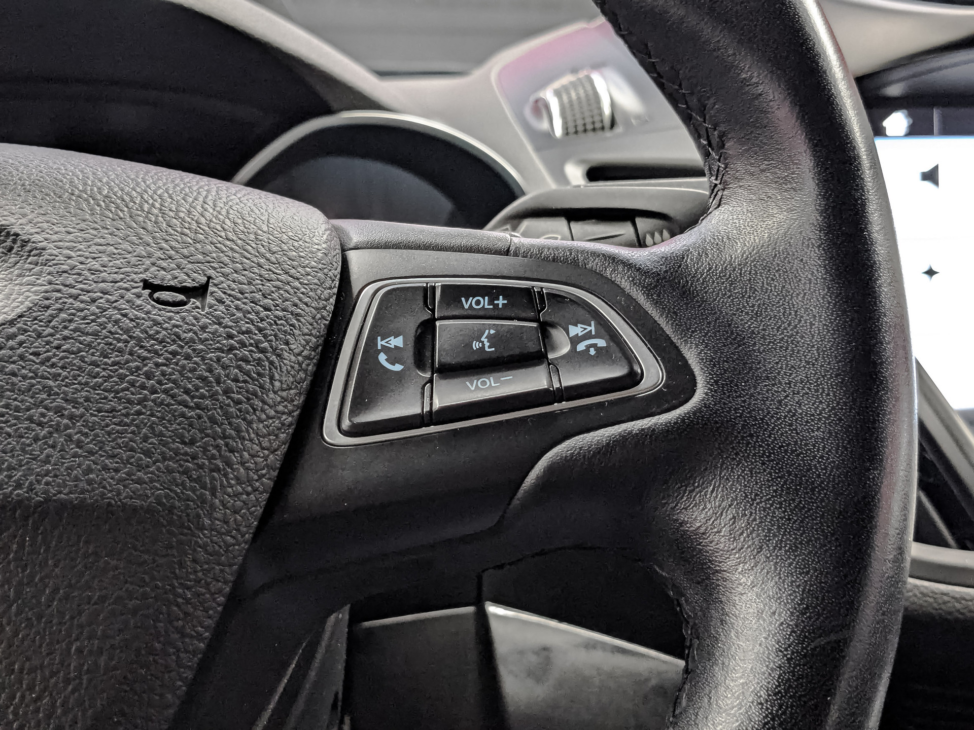 FORD Kuga 1.50 (150 л.с), автомат, 2017, пробег 69 916 км