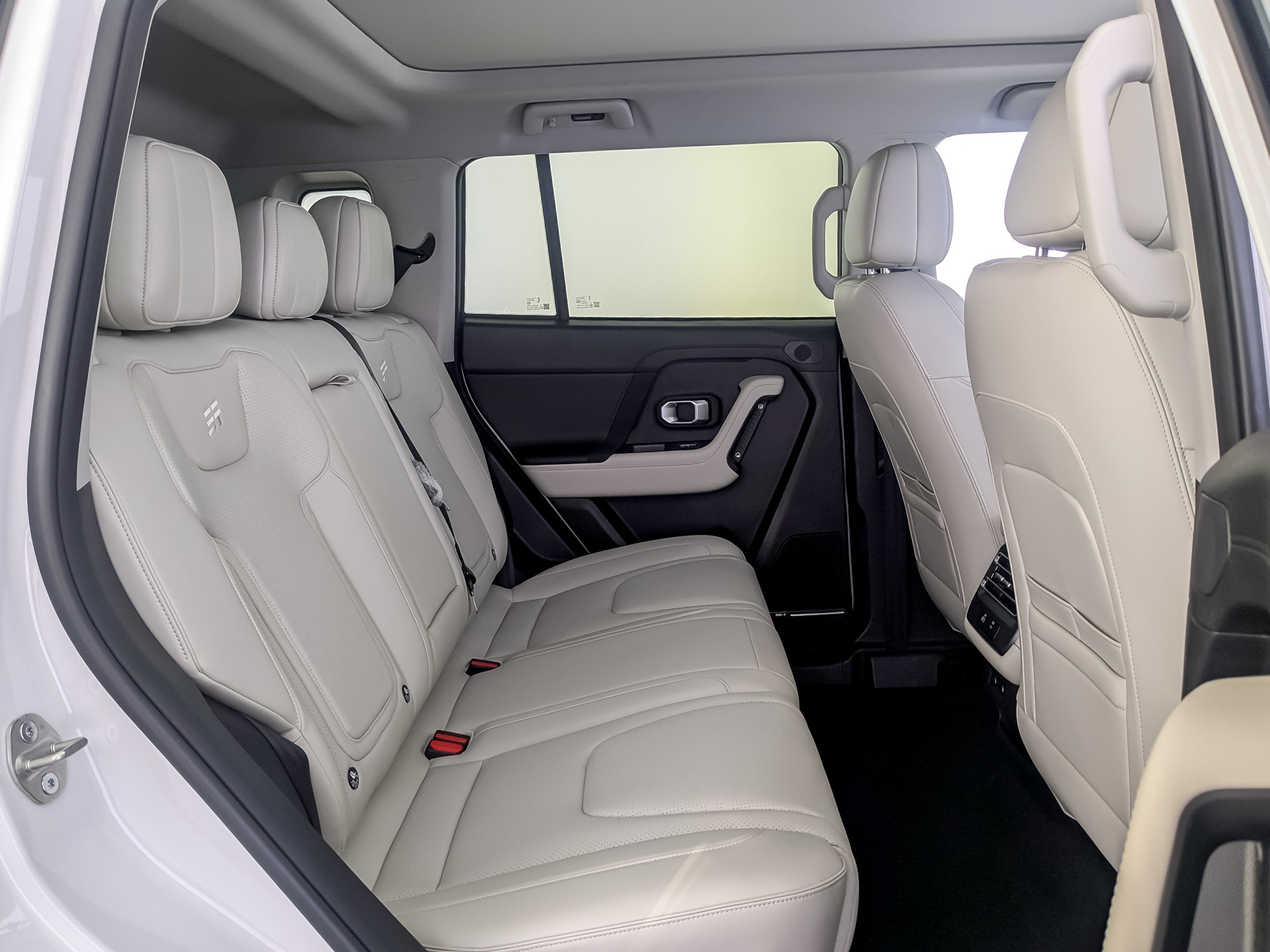 Фото Jetour T1 Премиум (Luxury) 2.0T/245 8AT 4WD
