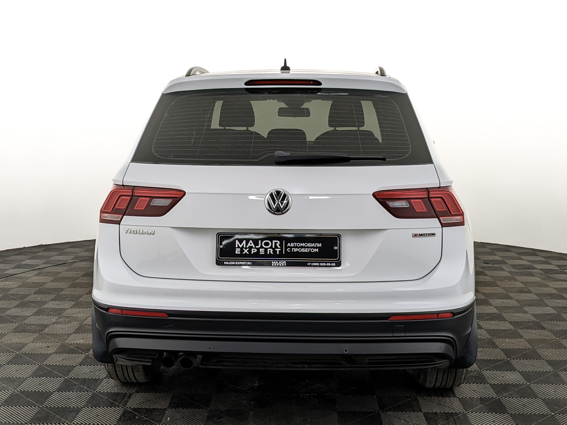 VOLKSWAGEN Tiguan 1.40 (150 л.с), автомат, 2019, пробег 139 600 км