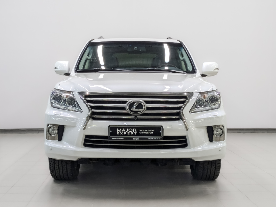 Lexus LX III