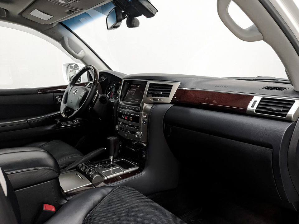 Фото Lexus LX с пробегом 99682 км
