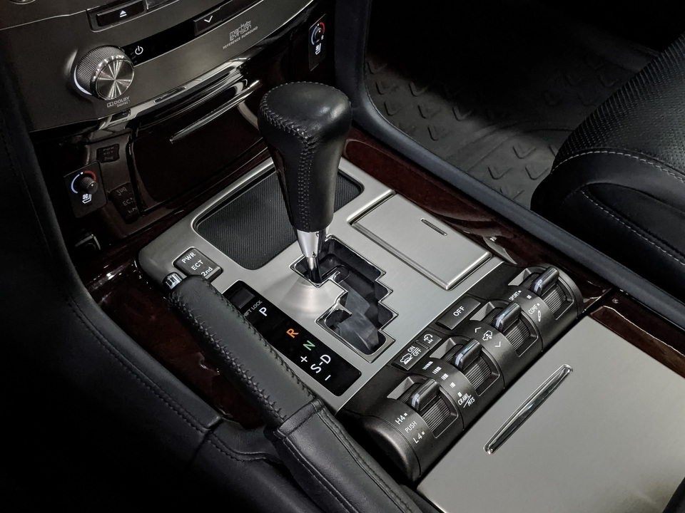 Фото Lexus LX с пробегом 99682 км