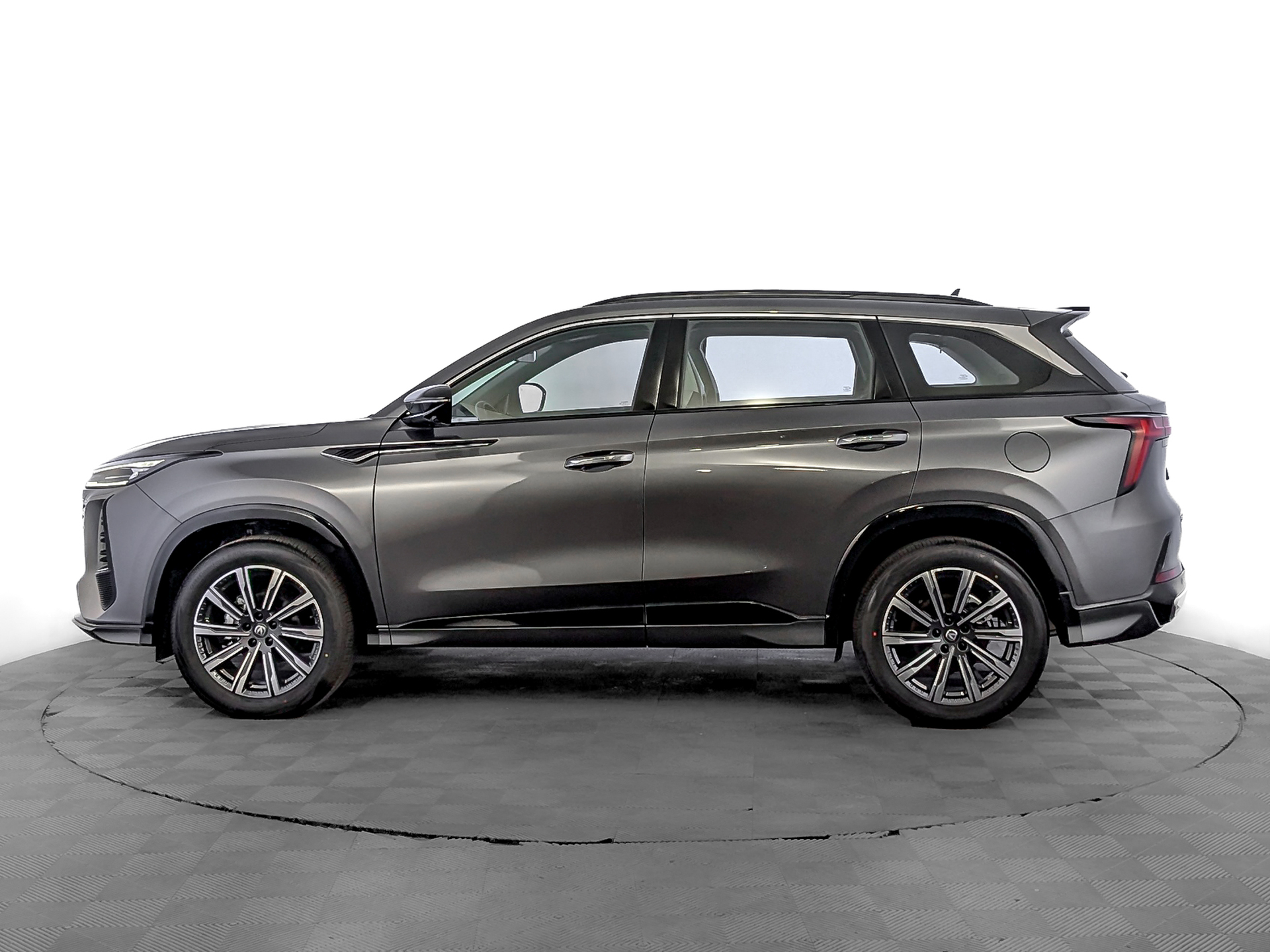 Фото Changan CS75 Plus III Комфорт 1.5T/188 8AT Передний привод