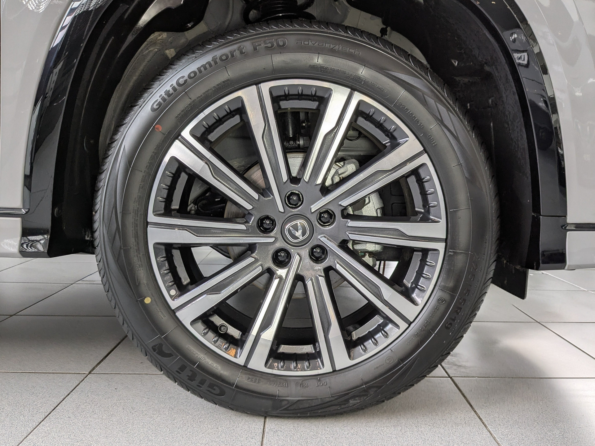 Фото Changan CS75 Plus III Комфорт 1.5T/188 8AT Передний привод