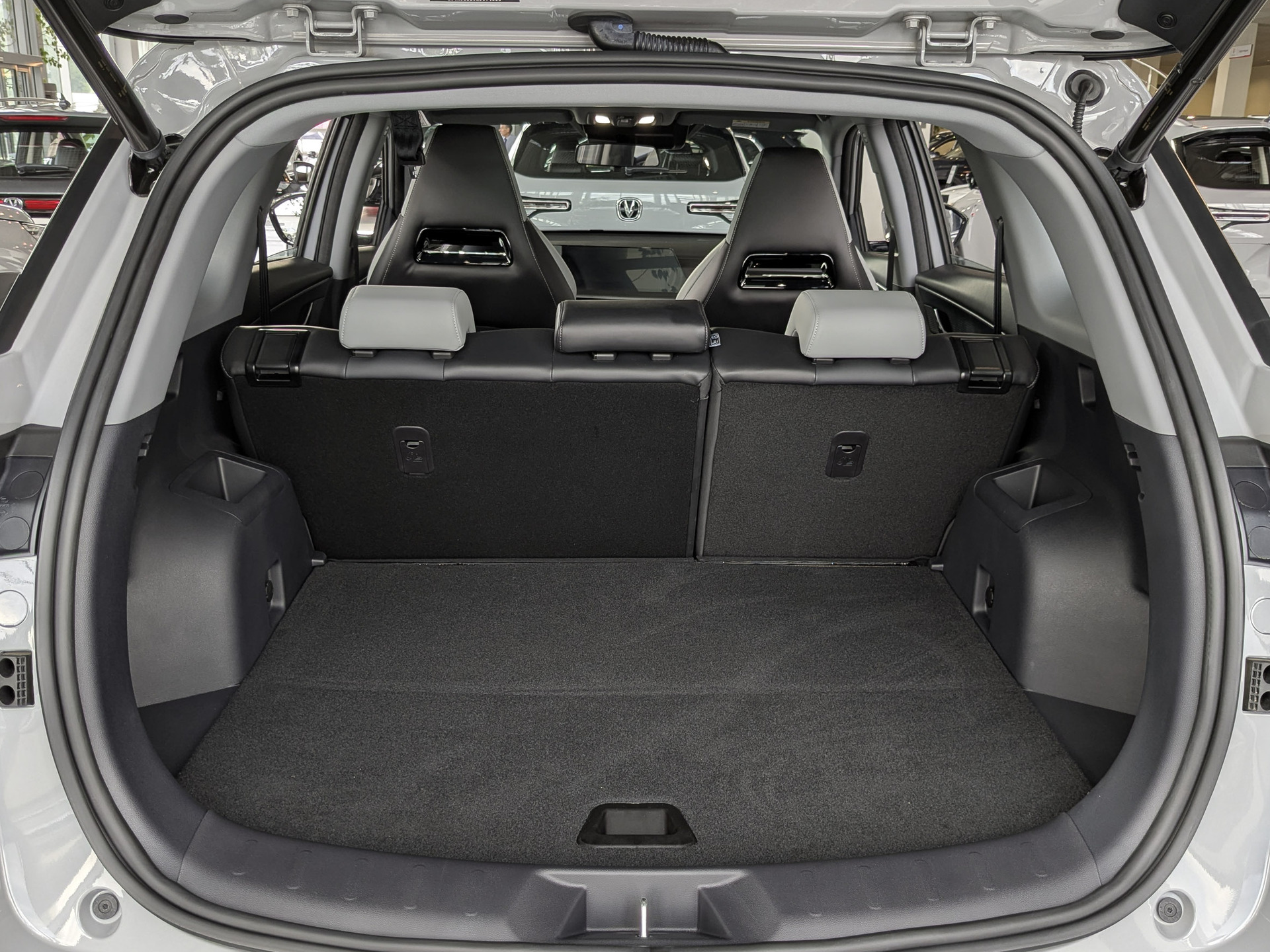 Фото Changan CS75 Plus III Комфорт 1.5T/188 8AT Передний привод