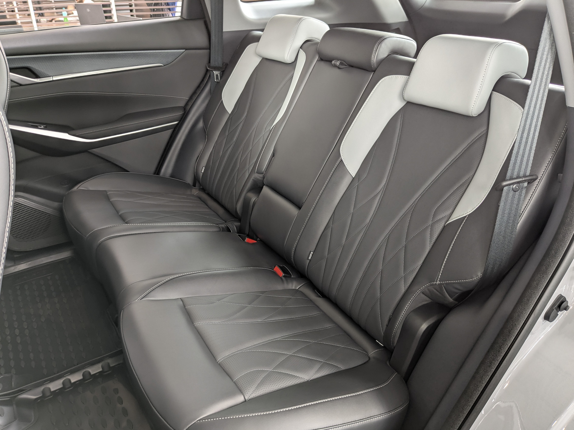 Фото Changan CS75 Plus III Комфорт 1.5T/188 8AT Передний привод
