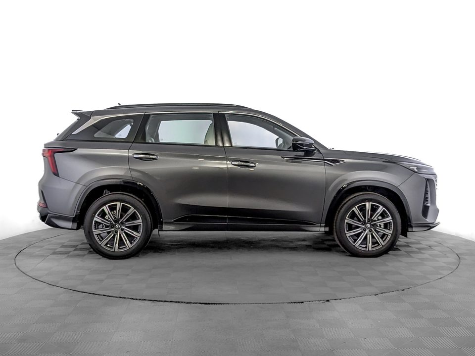 Changan CS75 Plus III Tech 2.0T/226 8AT Передний привод
