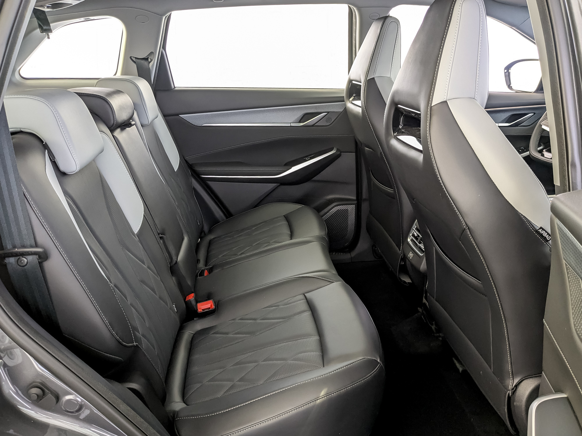 Фото Changan CS75 Plus III Tech 2.0T/226 8AT Передний привод