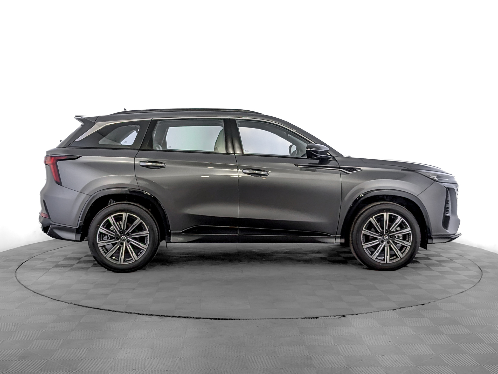 Фото Changan CS75 Plus III Tech 2.0T/226 8AT Передний привод