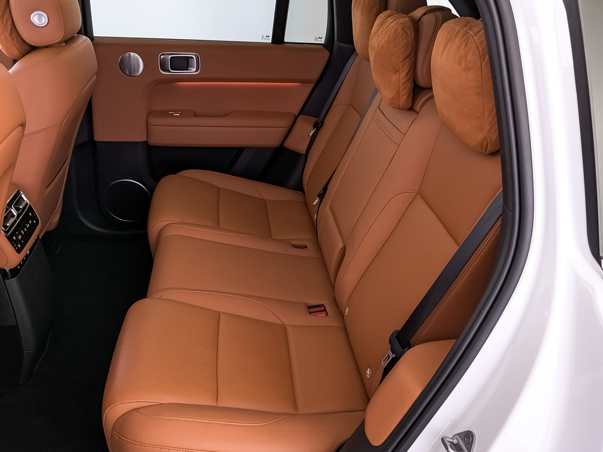 LI AUTO L6 1.50 (182 л.с), автомат, 2024, пробег 25 555 км