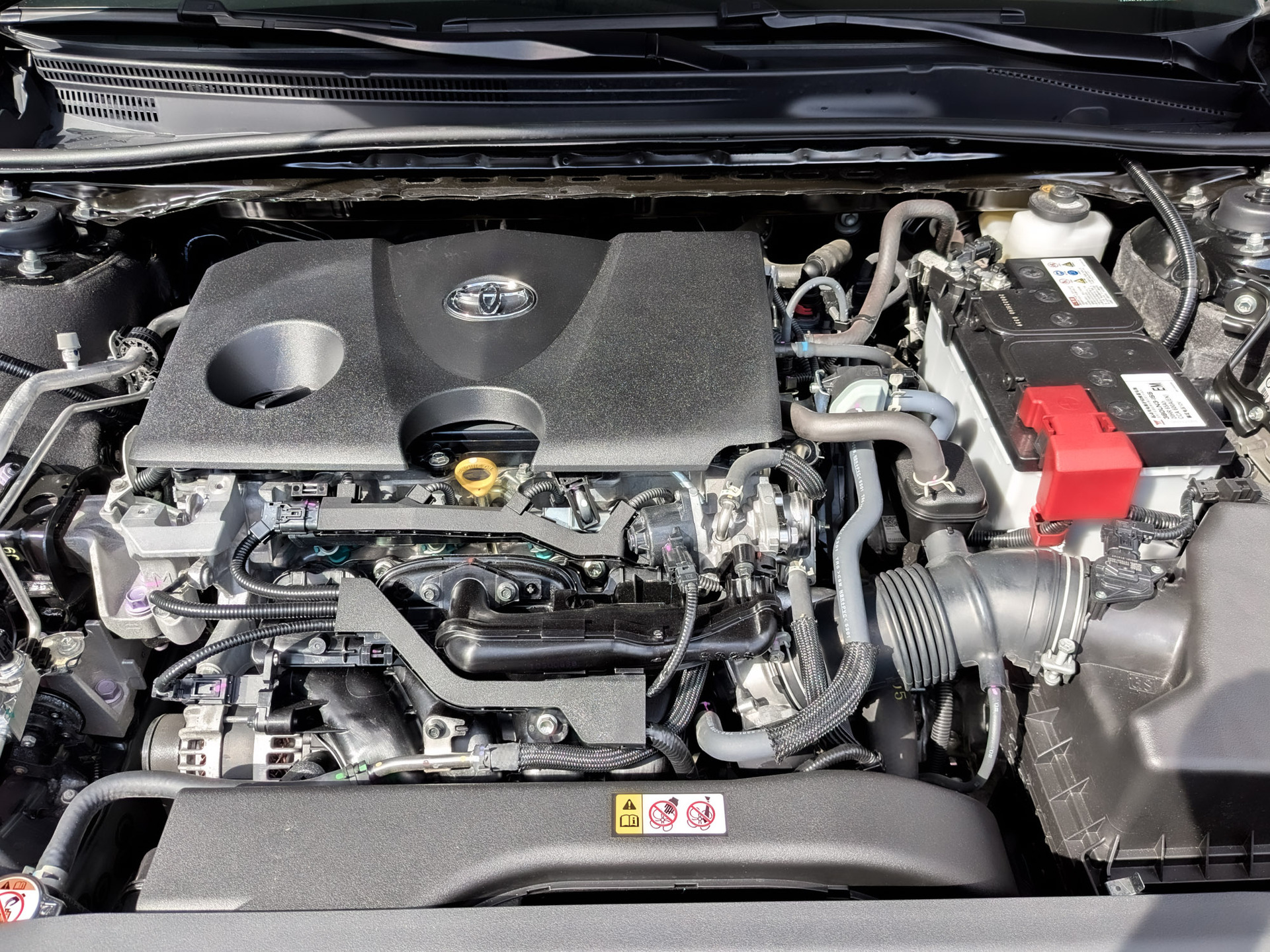 TOYOTA Camry 2.00 (173 л.с), автомат, 2025, пробег 19 524 км
