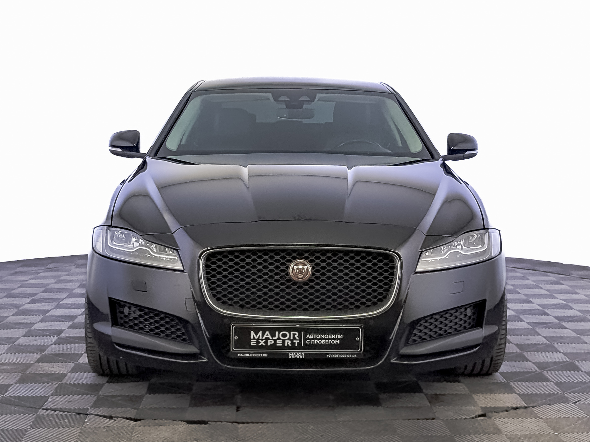 JAGUAR XF 2.00 (250 л.с), автомат, 2019, пробег 130 710 км