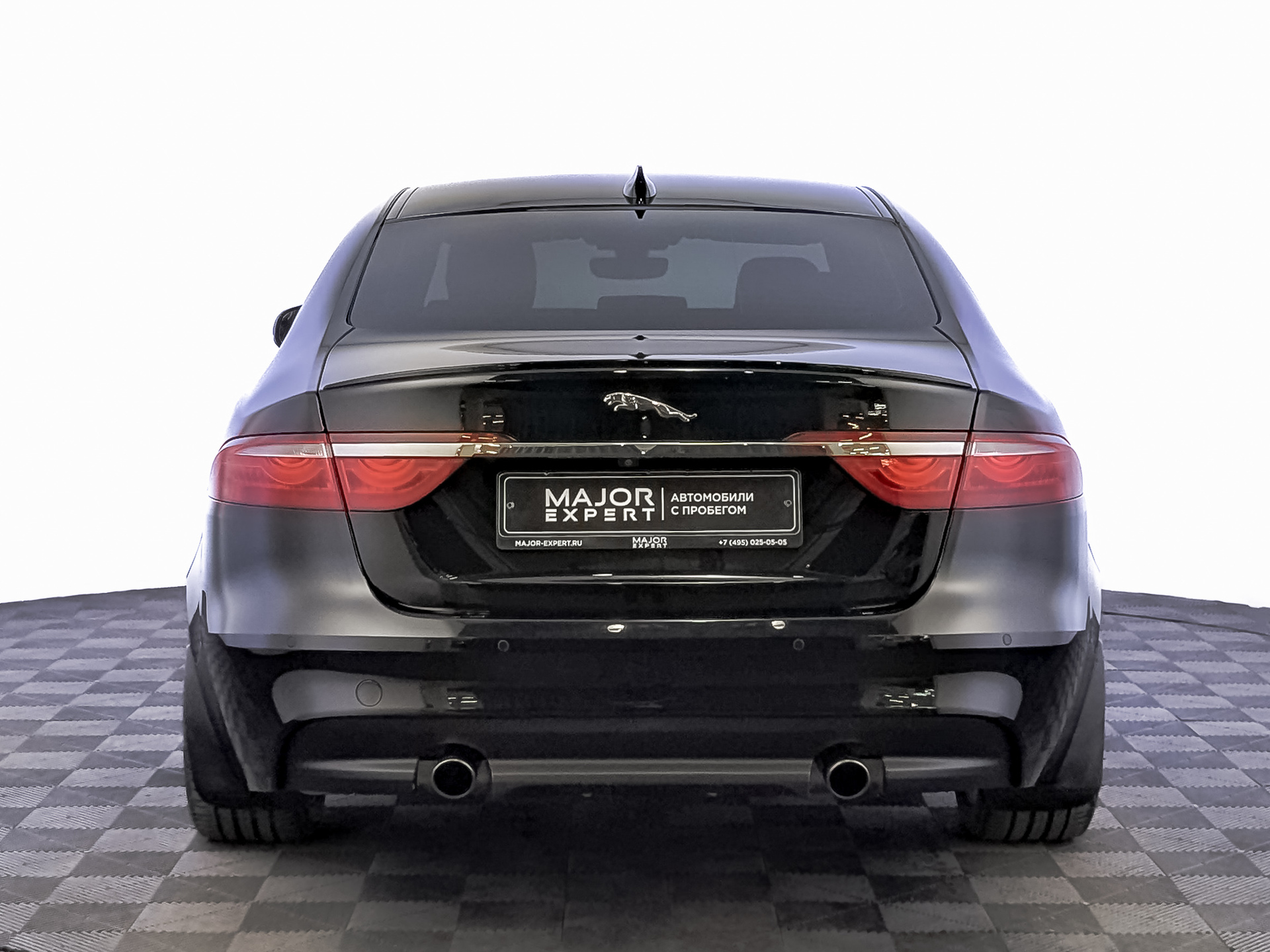 JAGUAR XF 2.00 (250 л.с), автомат, 2019, пробег 130 710 км