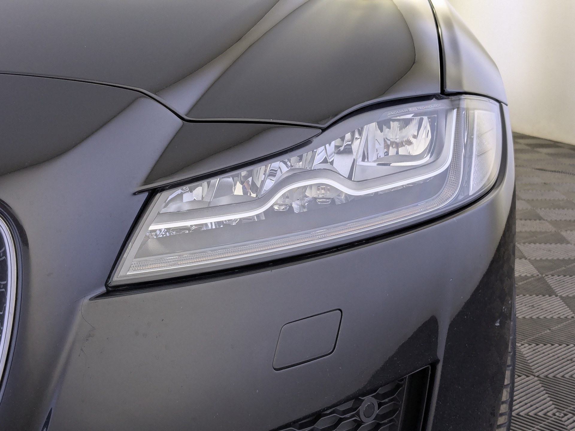 JAGUAR XF 2.00 (250 л.с), автомат, 2019, пробег 130 710 км