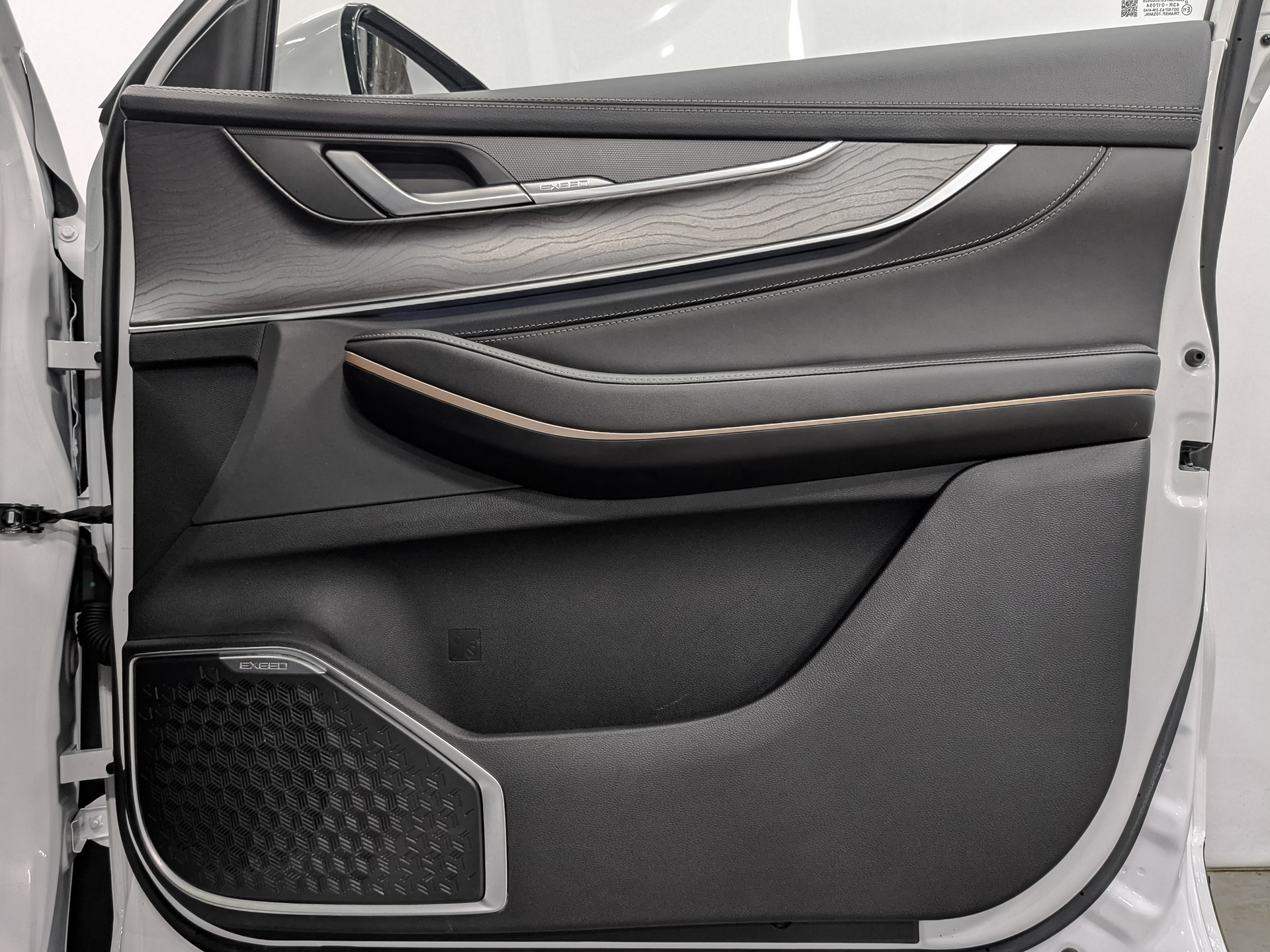 EXEED LX 1.60 (150 л.с), автомат, 2022, пробег 83 067 км