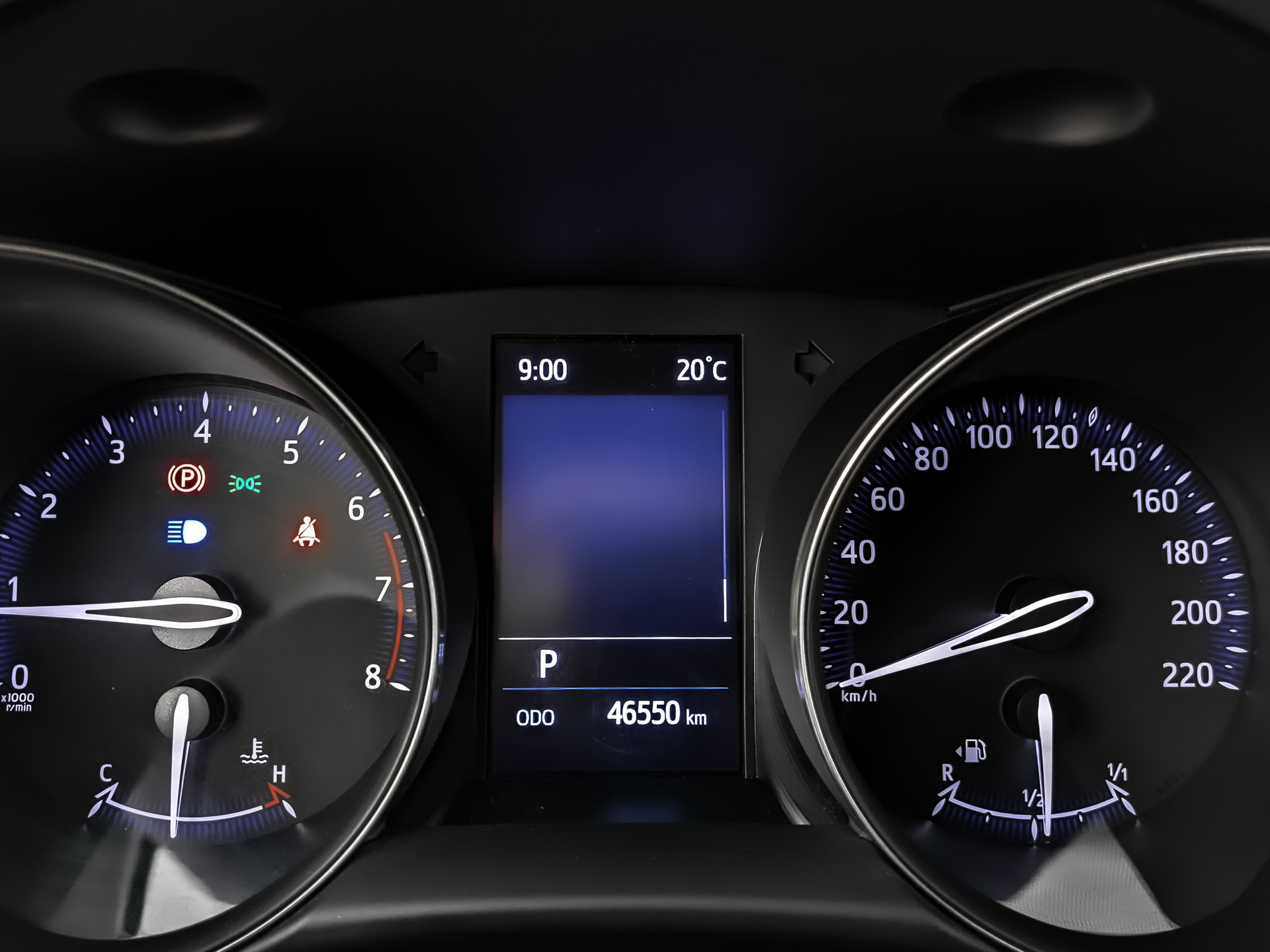 TOYOTA C-HR 2.00 (148 л.с), автомат, 2020, пробег 46 548 км