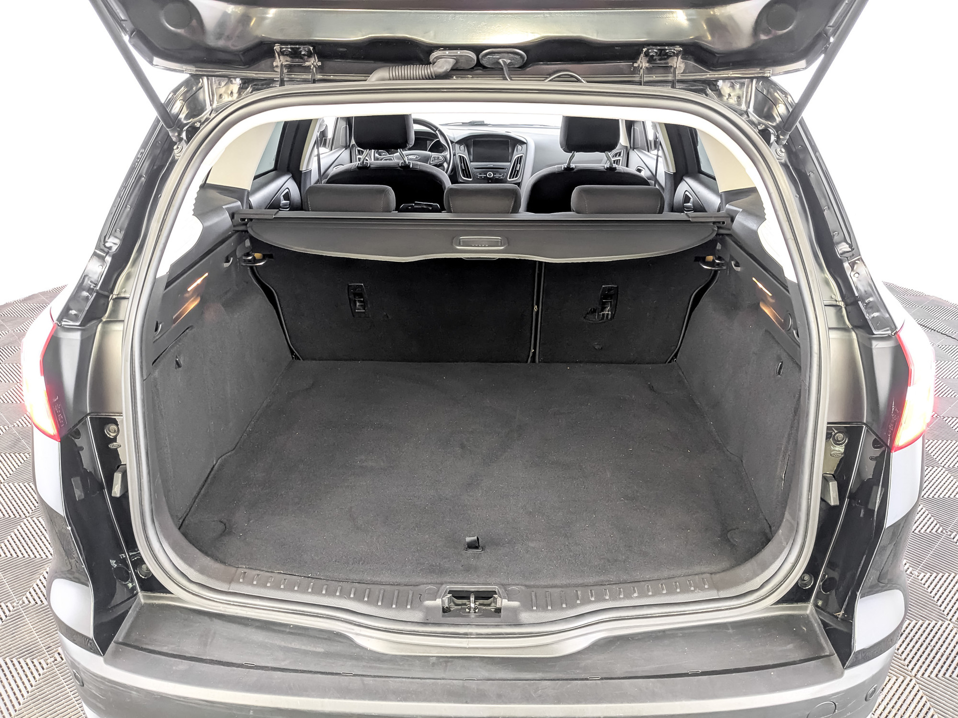 FORD Focus 1.50 (150 л.с), автомат, 2017, пробег 142 270 км