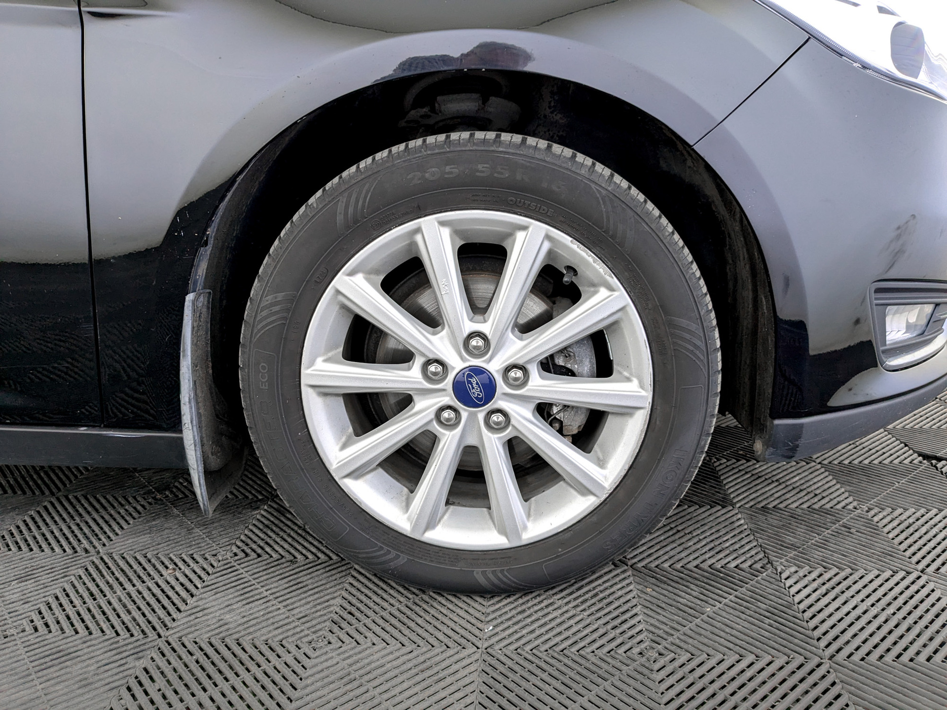 FORD Focus 1.50 (150 л.с), автомат, 2017, пробег 142 270 км
