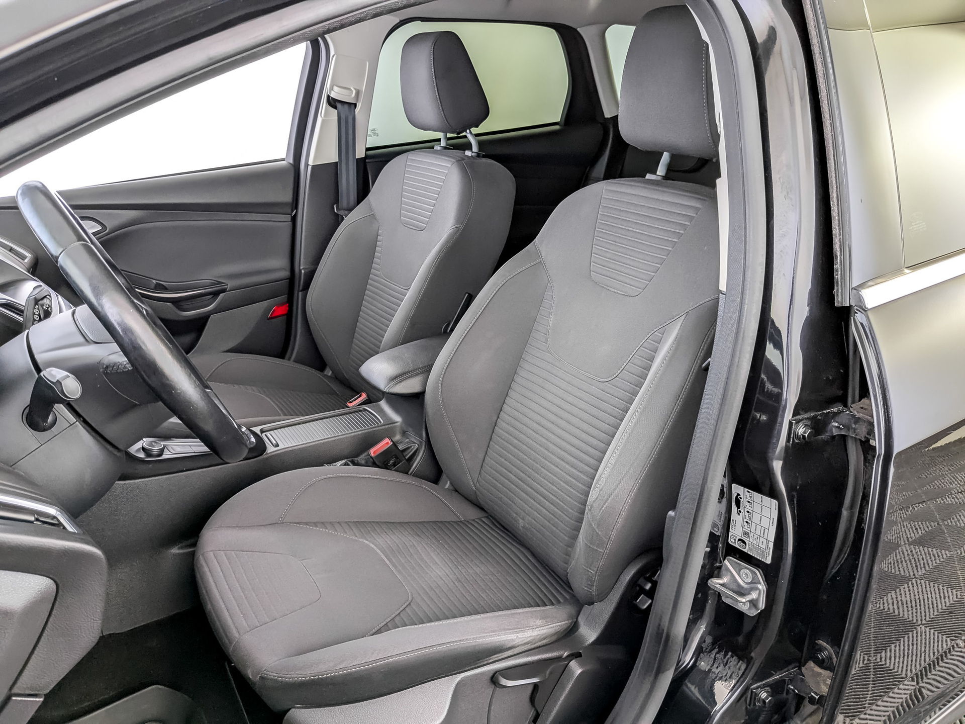 FORD Focus 1.50 (150 л.с), автомат, 2017, пробег 142 270 км