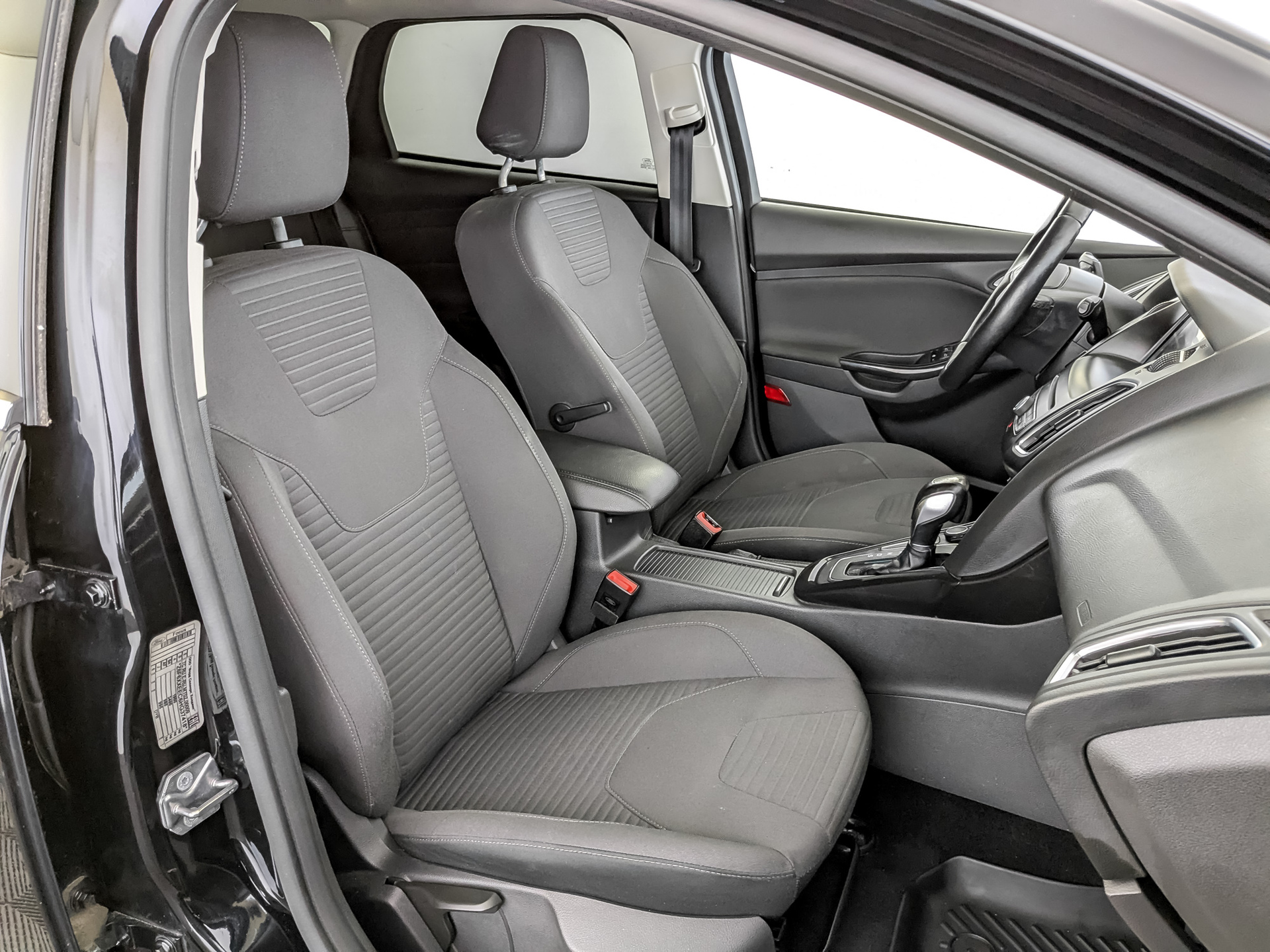 FORD Focus 1.50 (150 л.с), автомат, 2017, пробег 142 270 км